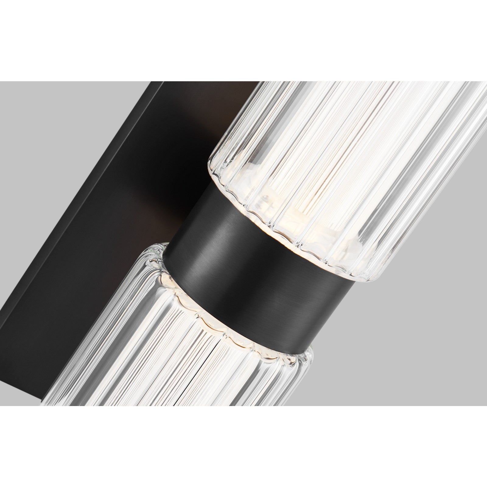 Langston Large Wall Sconce - Visual Comfort Modern 18