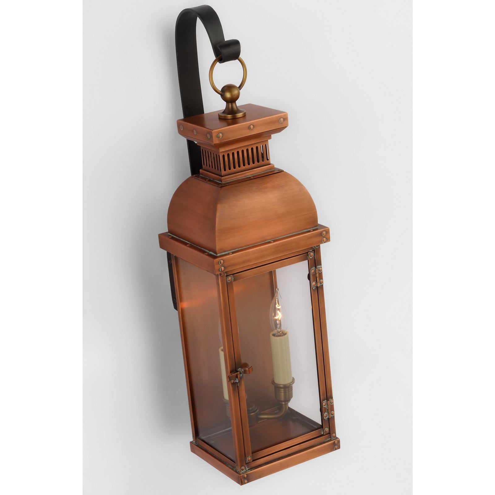 Suffork Medium Scroll Arm Lantern - Visual Comfort Outdoor Lighting