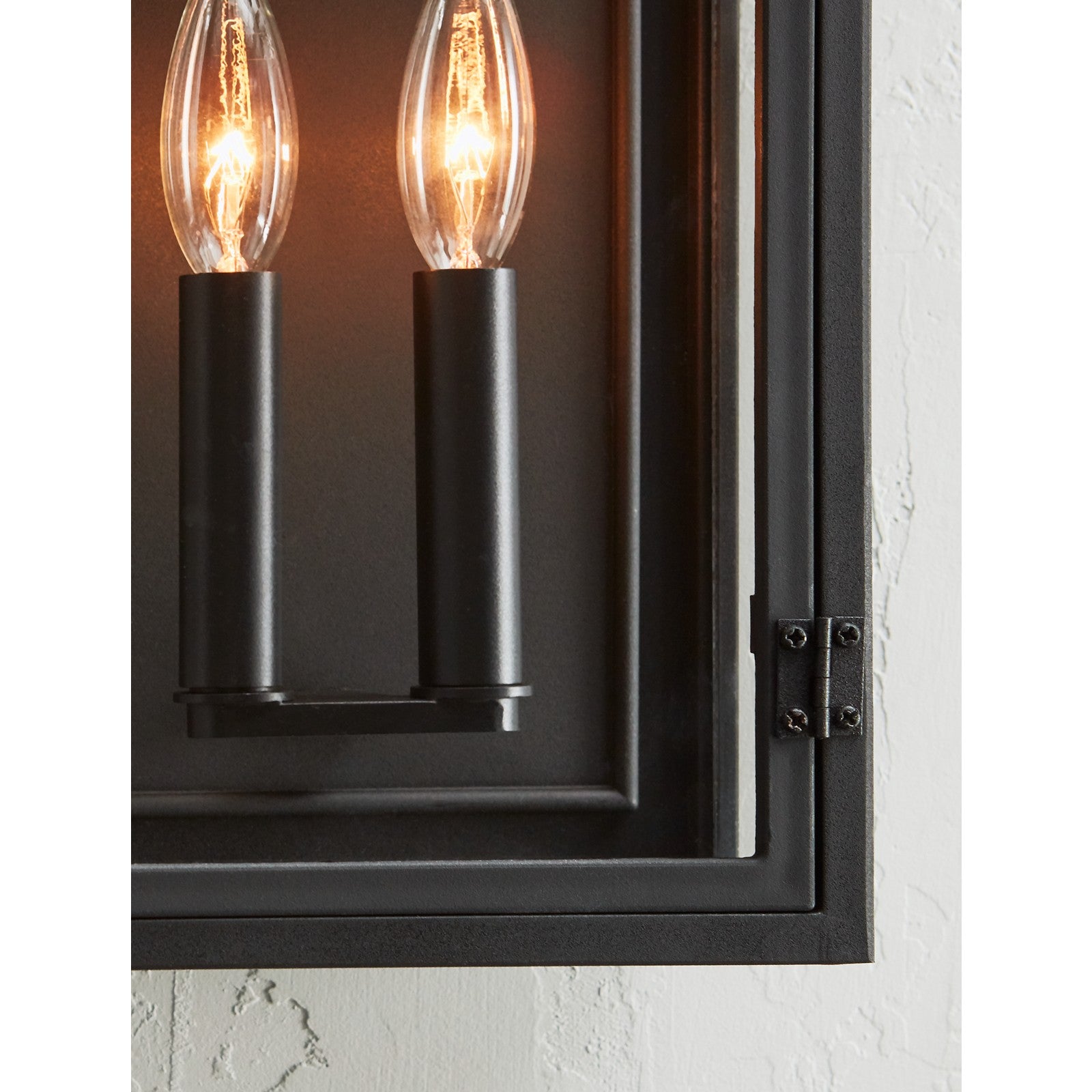 Hingham Medium Outdoor Wall Lantern in Textured Black - Visual Comfort Outdoor Lighting
