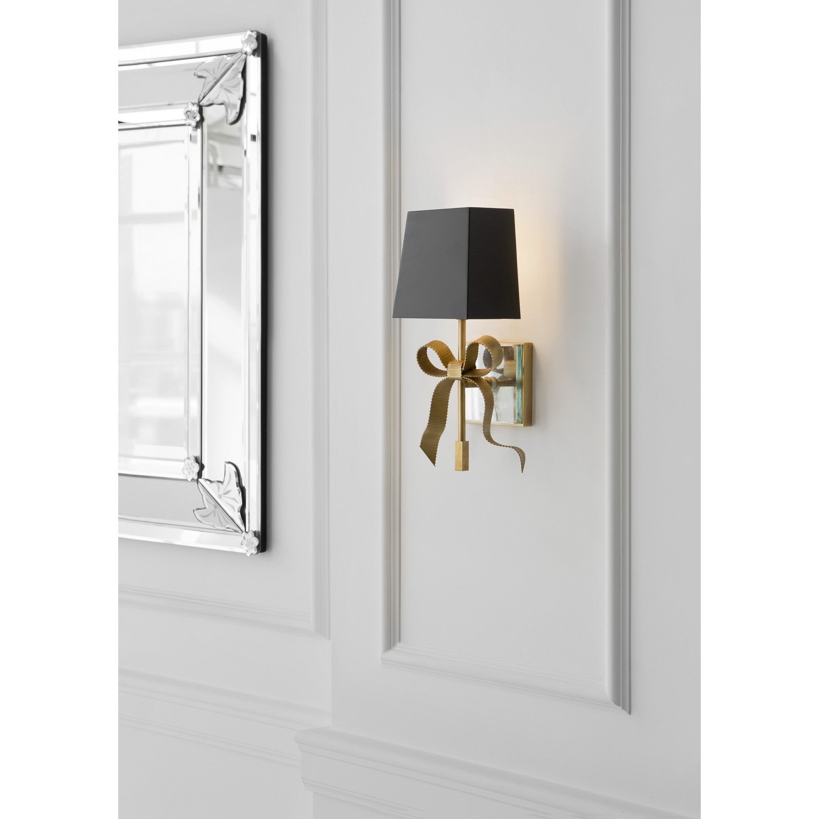 Ellery Gros-Grain Bow Small Sconce - Visual Comfort Wall Lights