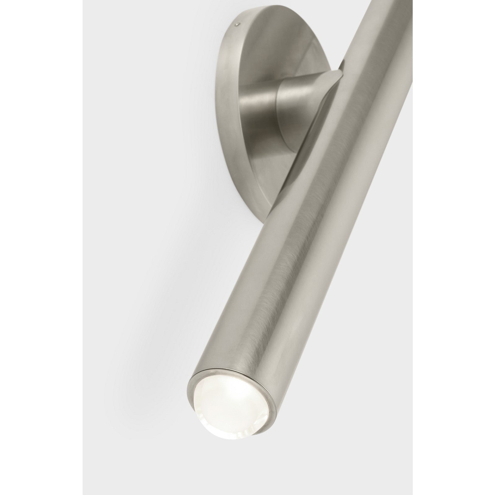 Ebell Medium Wall Sconce - Visual Comfort Modern 5