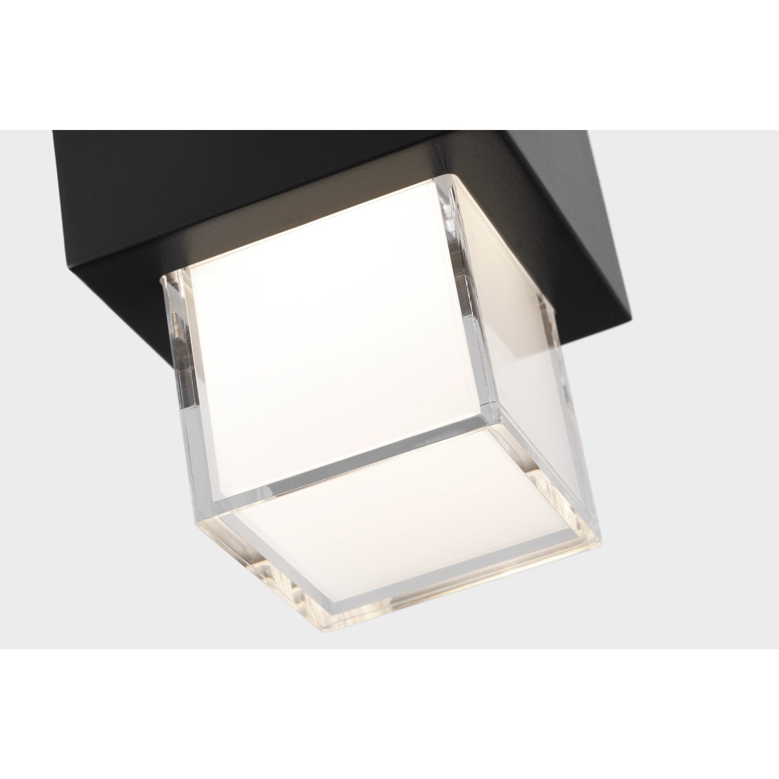 Leagan Small Flush Mount - Visual Comfort Modern 14