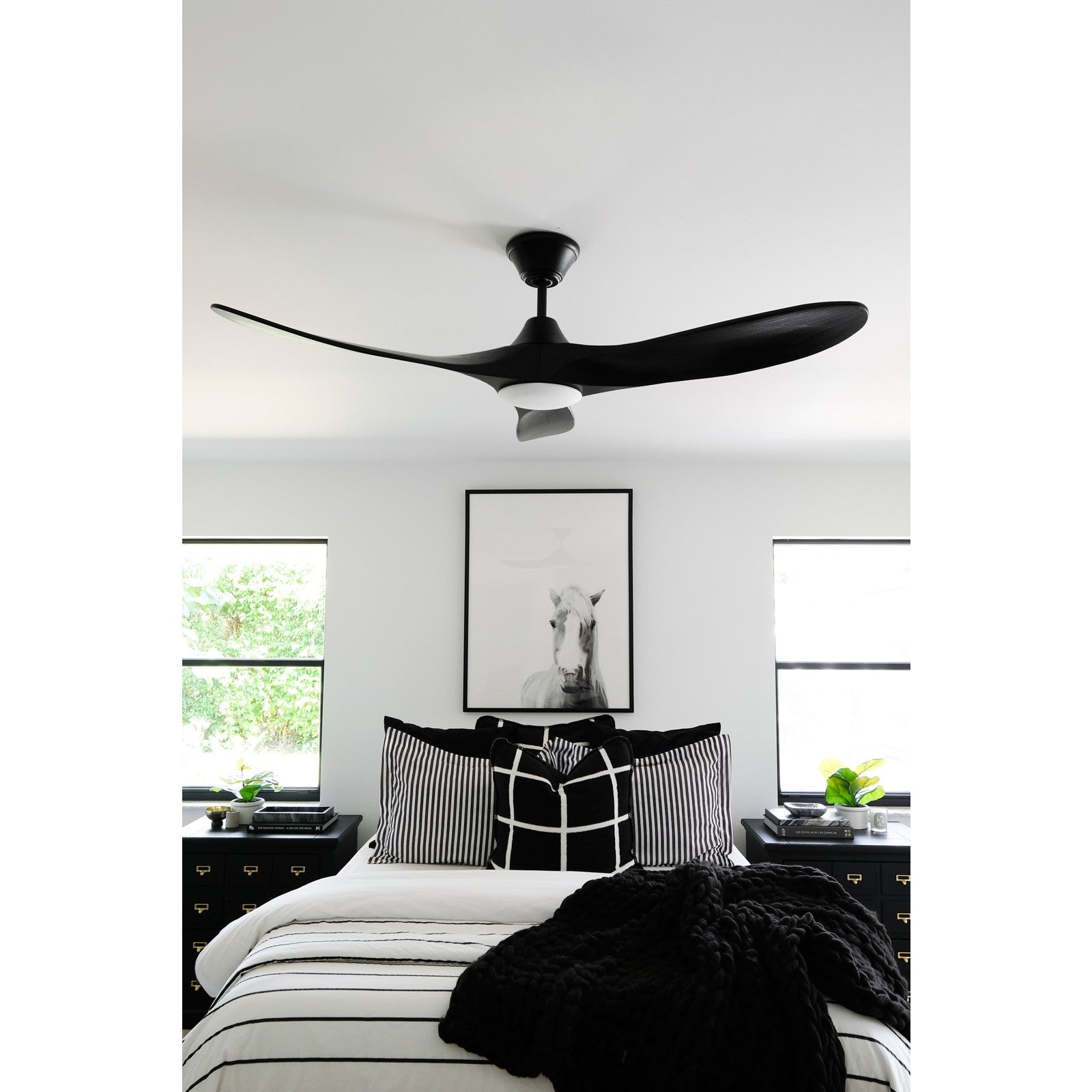 Maverick 52" LED Ceiling Fan - Visual Comfort Fan 6