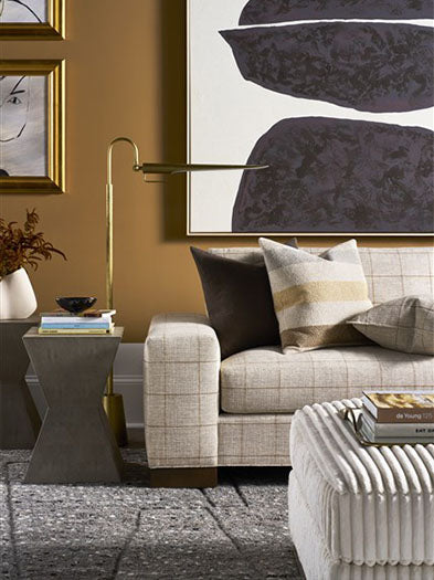 Vanguard Furniture & Decor House Furniture