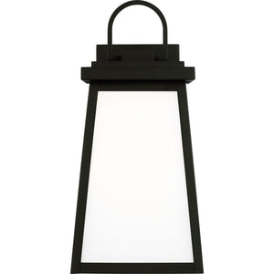 Founders Large Wall Lantern in Black - Visual Comfort Outdoor Lighting