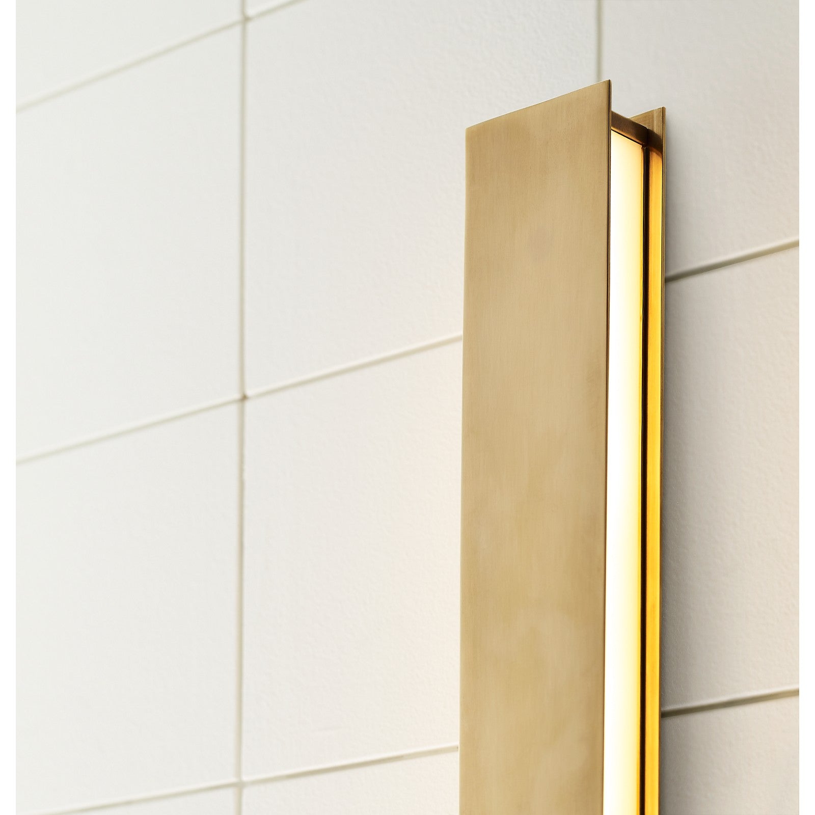 Bau 24 Bath - Visual Comfort Modern 21