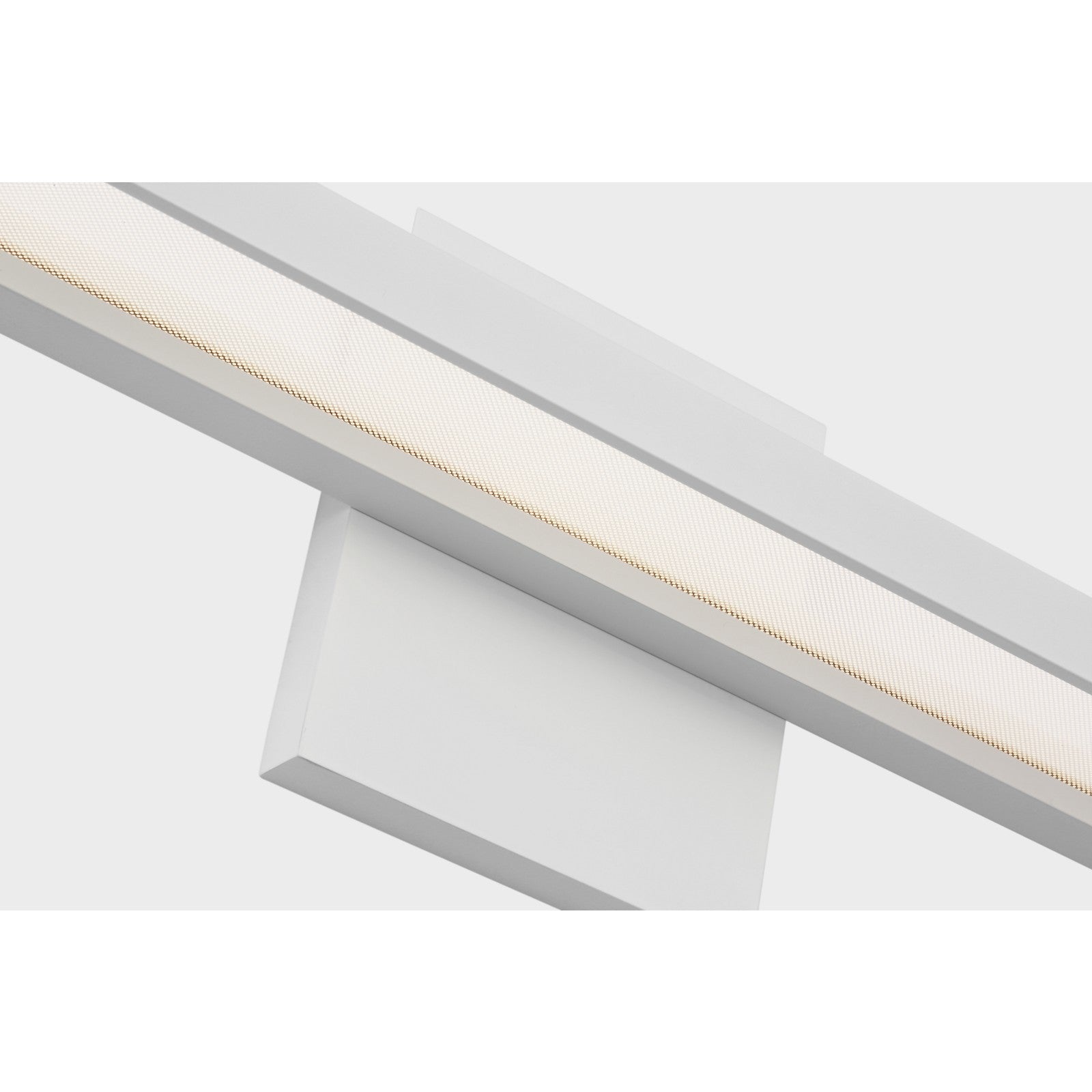 Banda 24 Bath - Visual Comfort Modern 30