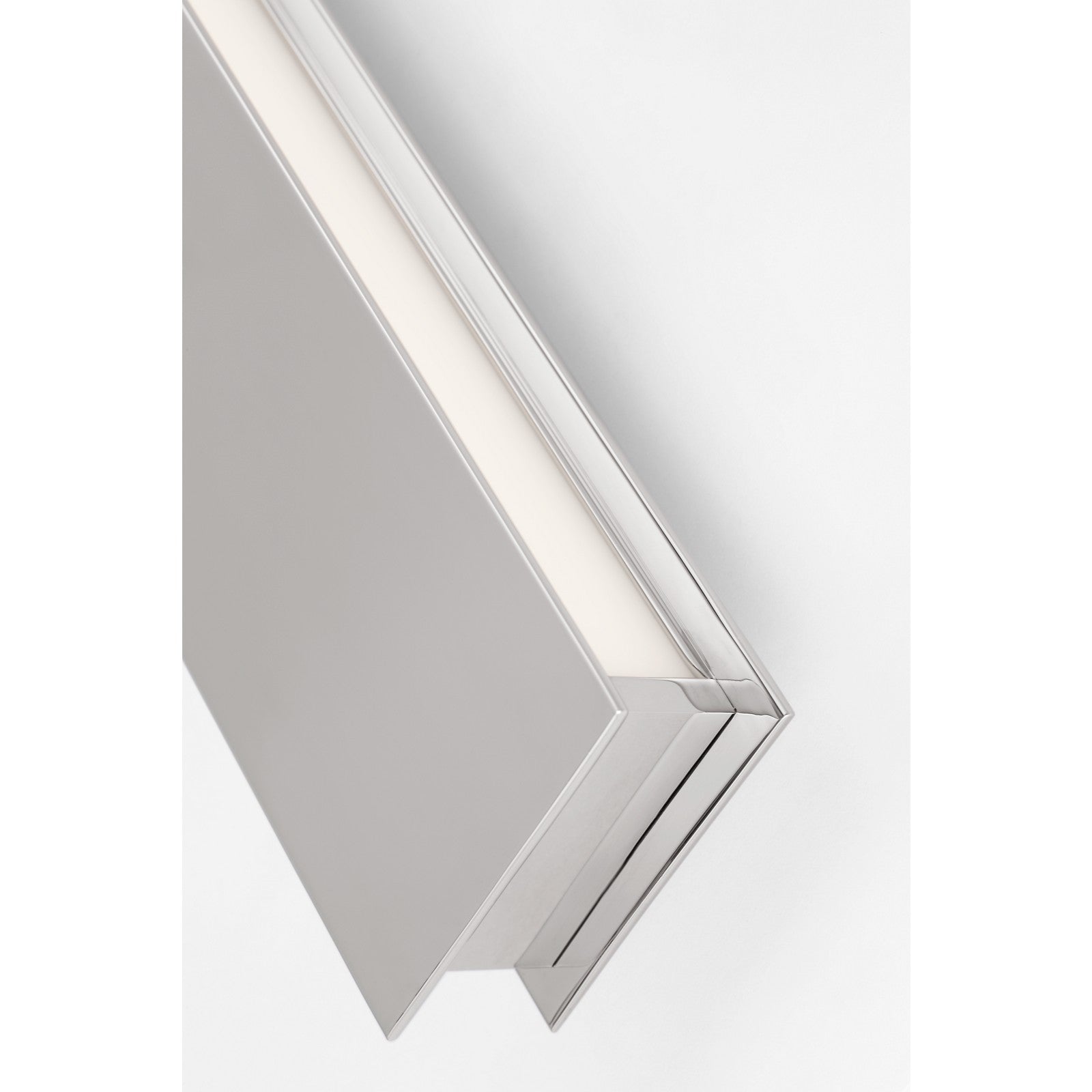 Bau 36 Bath - Visual Comfort Modern 9