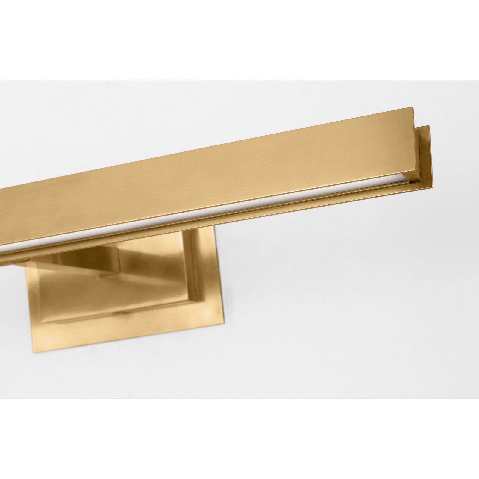Bau 24 Picture Light - Visual Comfort Modern 35