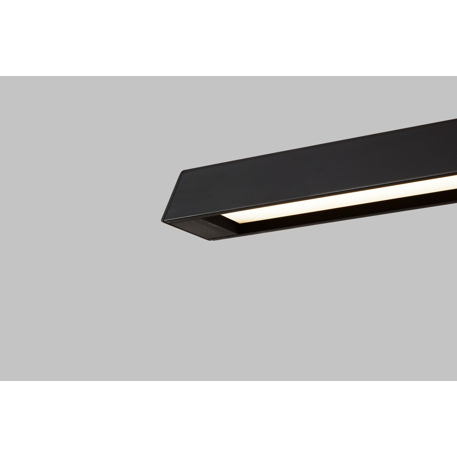 Dessau 48 Linear Suspension - Visual Comfort Modern 6