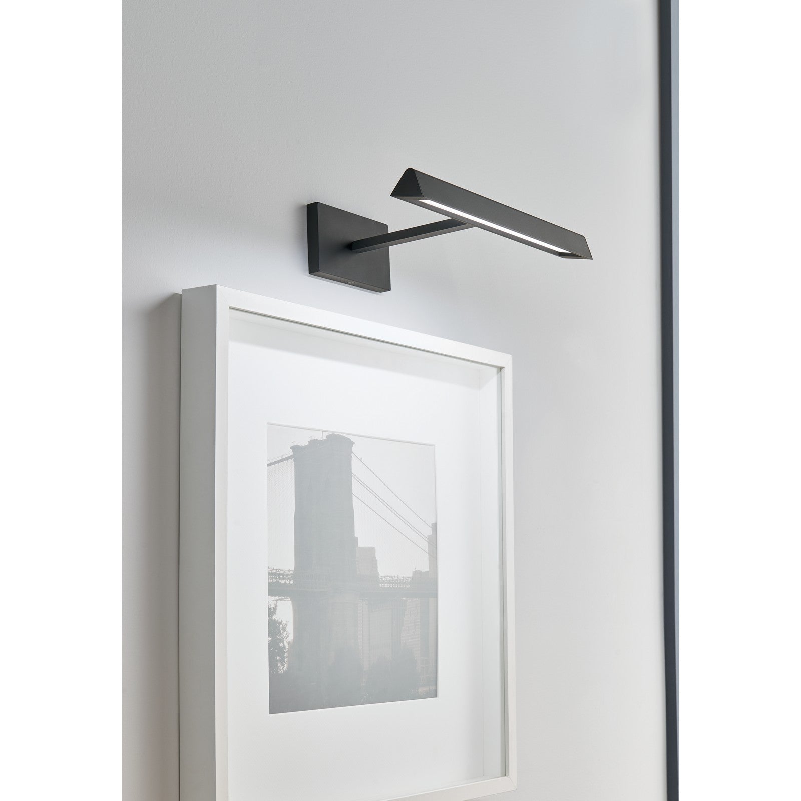 Dessau 12 Picture Light - Visual Comfort Modern 19
