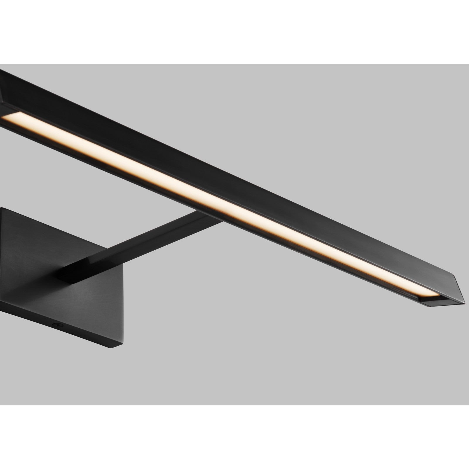 Dessau 18 Picture Light - Visual Comfort Modern 75