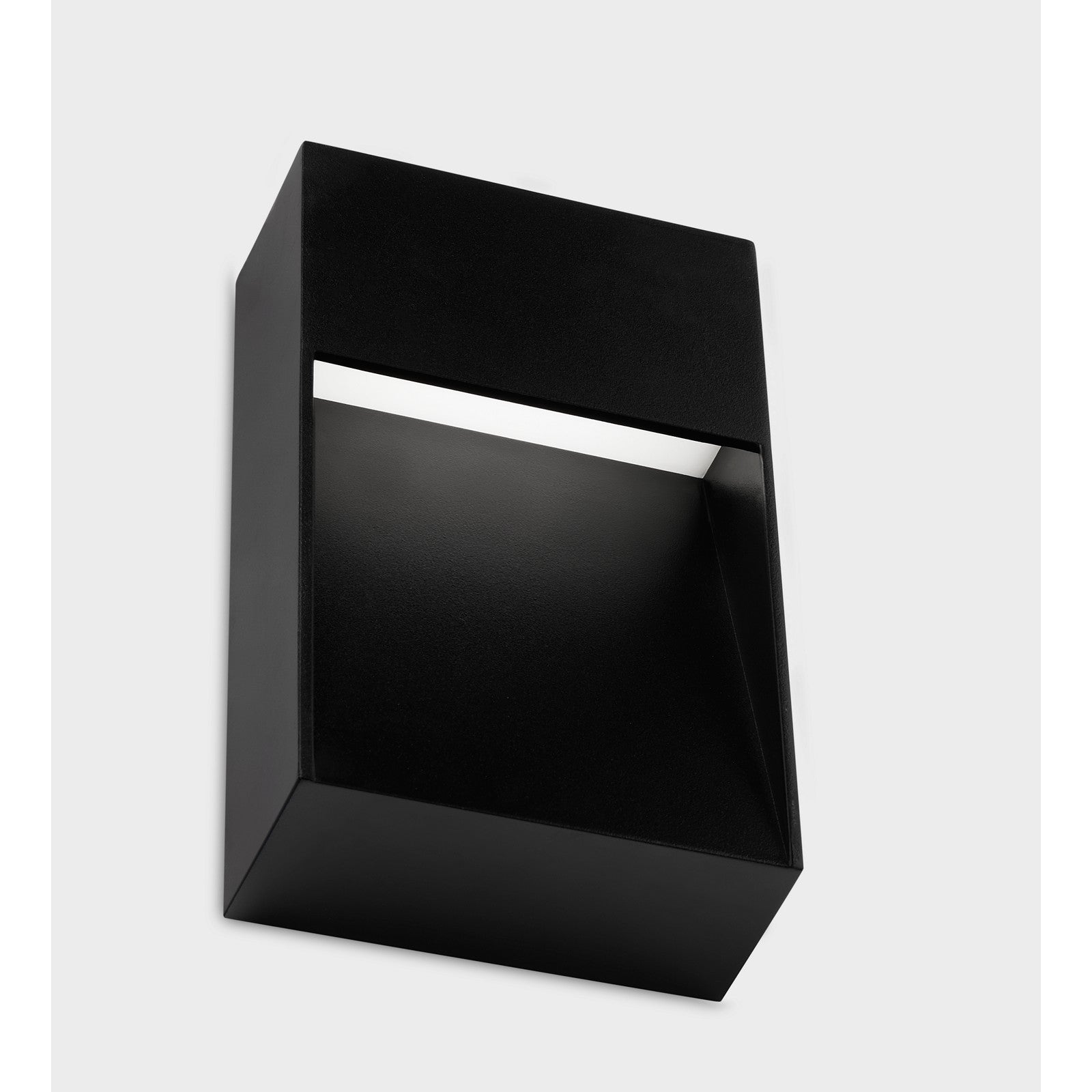 Inga 8 Outdoor Wall - Visual Comfort Modern 6