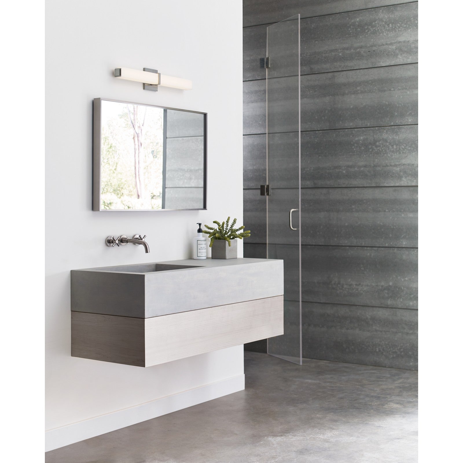 Milan 24 Bath - Visual Comfort Modern 26