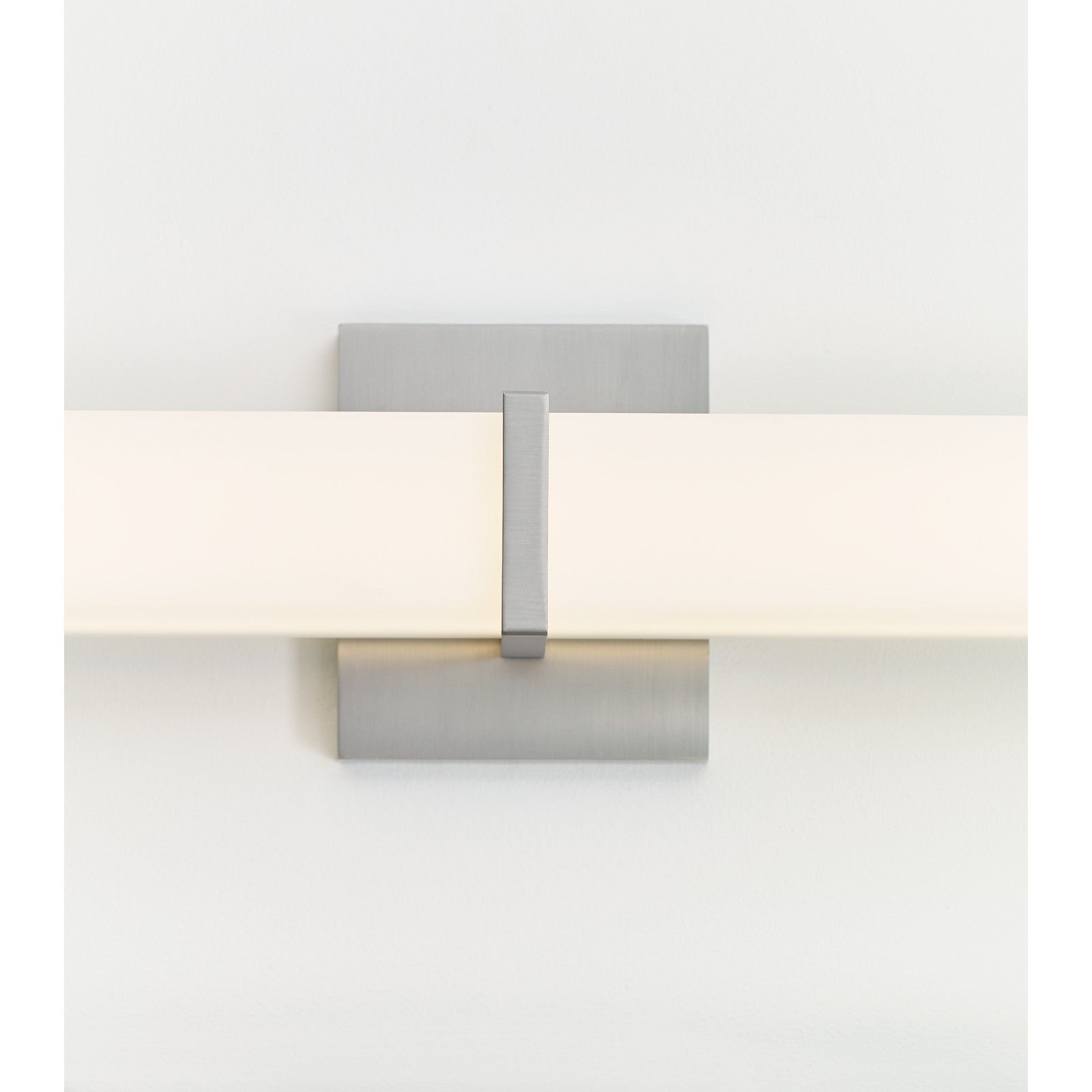 Milan 24 Bath - Visual Comfort Modern 24