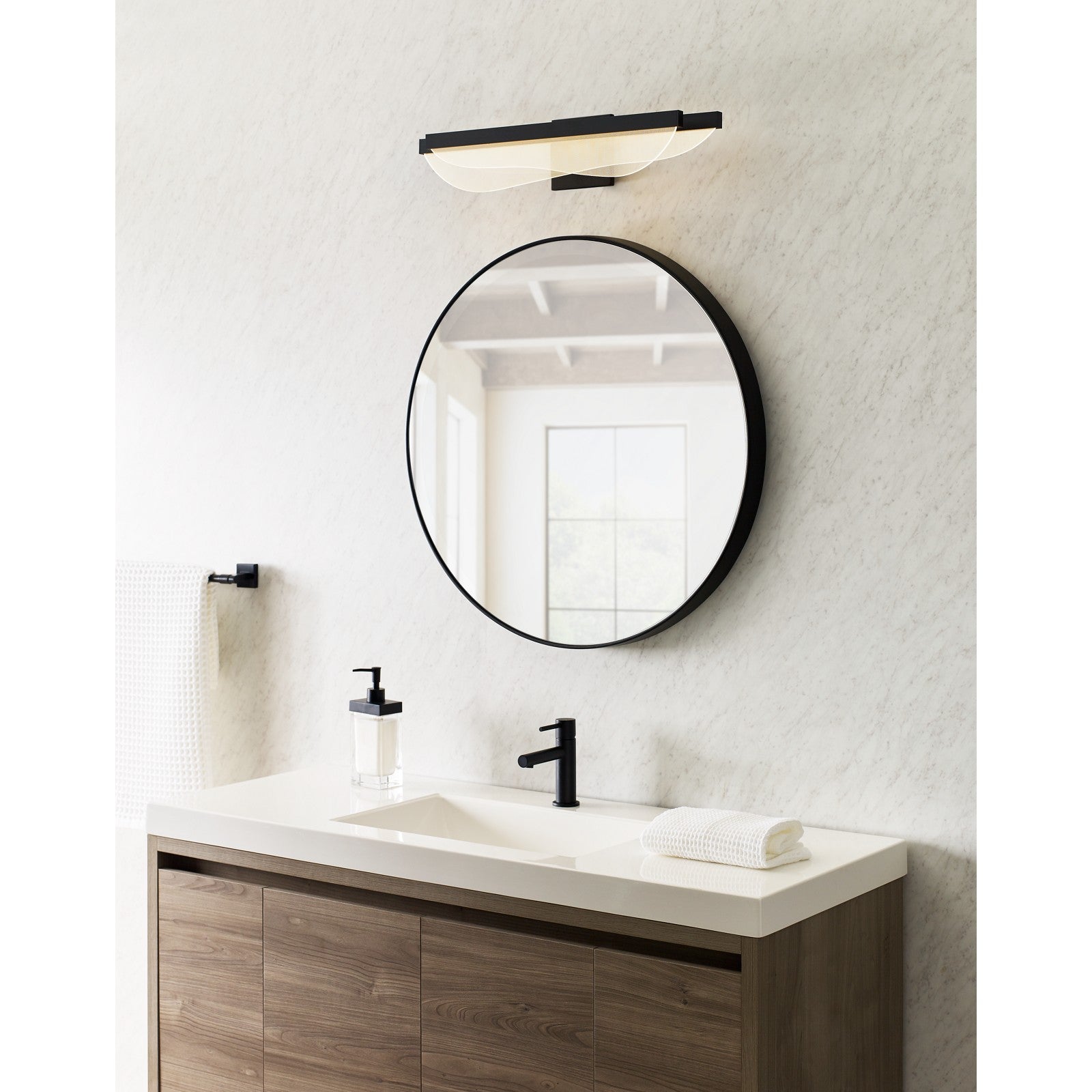 Nyra 25 Bath - Visual Comfort Modern 8