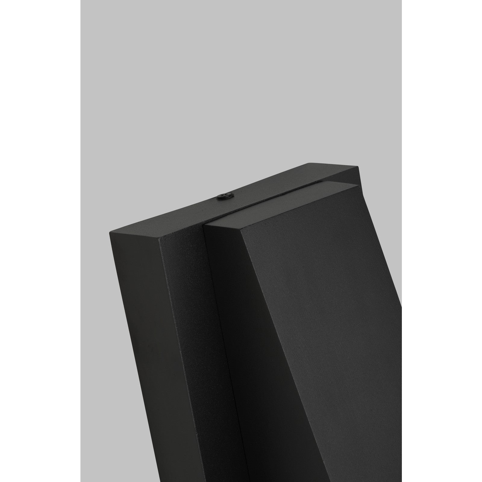 Peak Outdoor Wall - Visual Comfort Modern 2