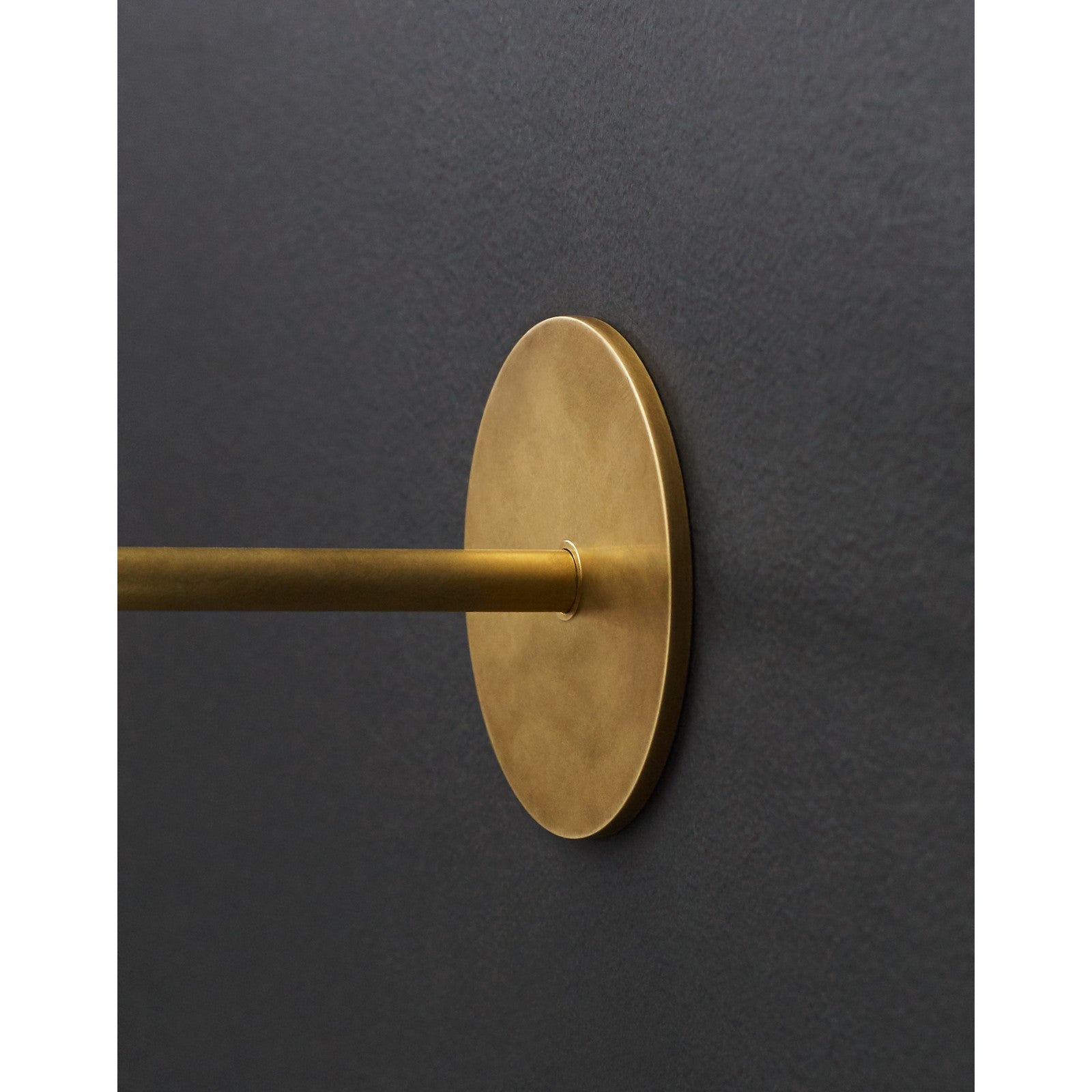 Plural Faceted 18 Picture Light - Visual Comfort Modern 43