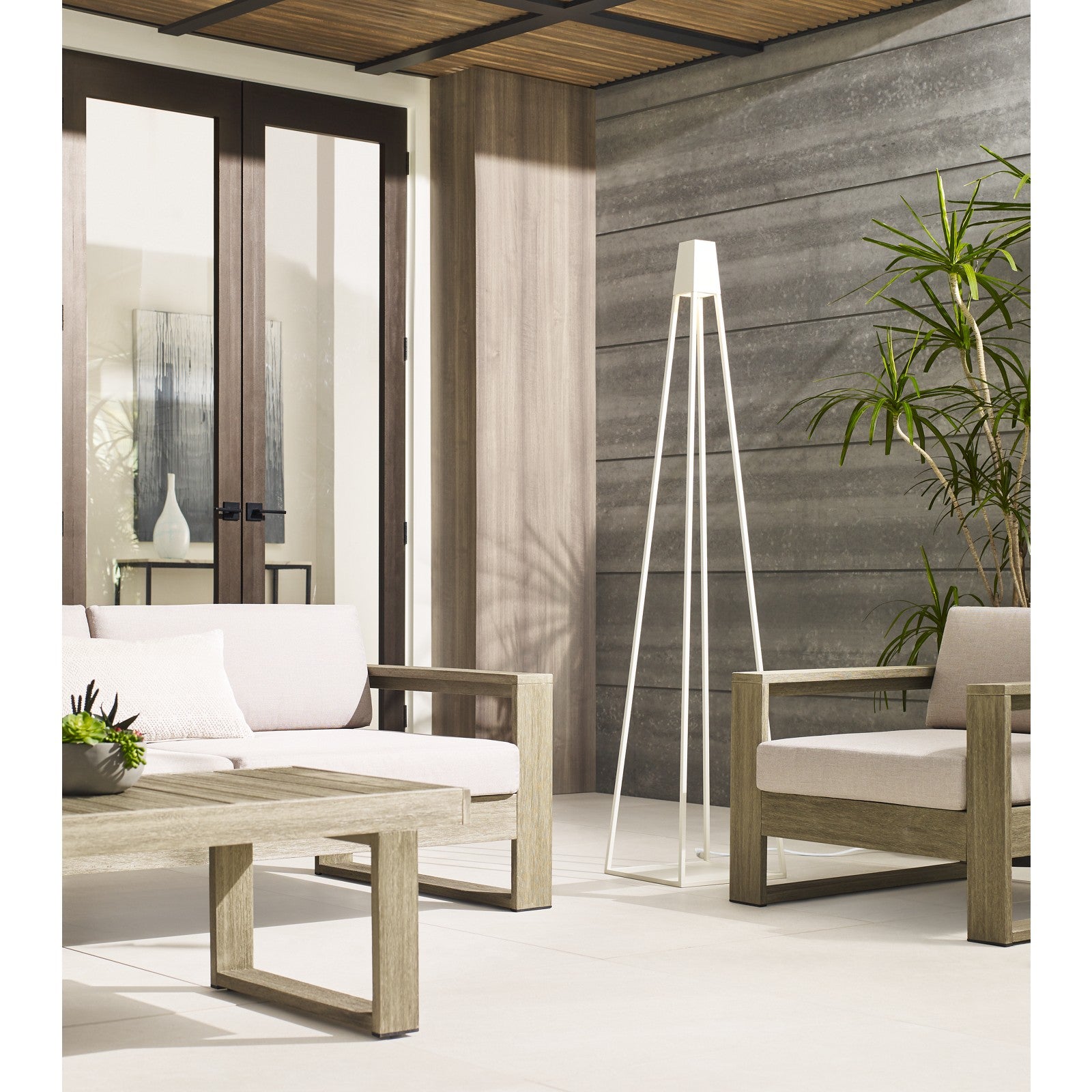 Apex Outdoor X-Large Floor Lamp - Visual Comfort Modern 16