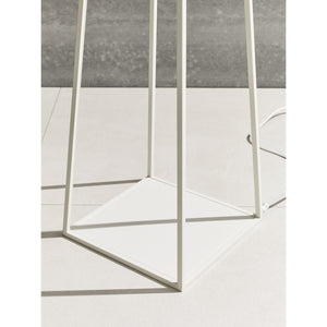 Apex Outdoor X-Large Floor Lamp - Visual Comfort Modern 15