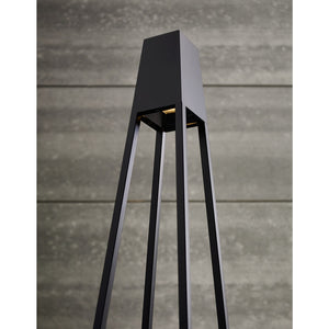 Apex Outdoor X-Large Floor Lamp - Visual Comfort Modern 2