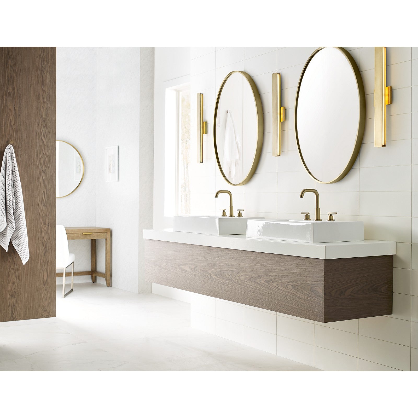 Bau 24 Bath - Visual Comfort Modern 27