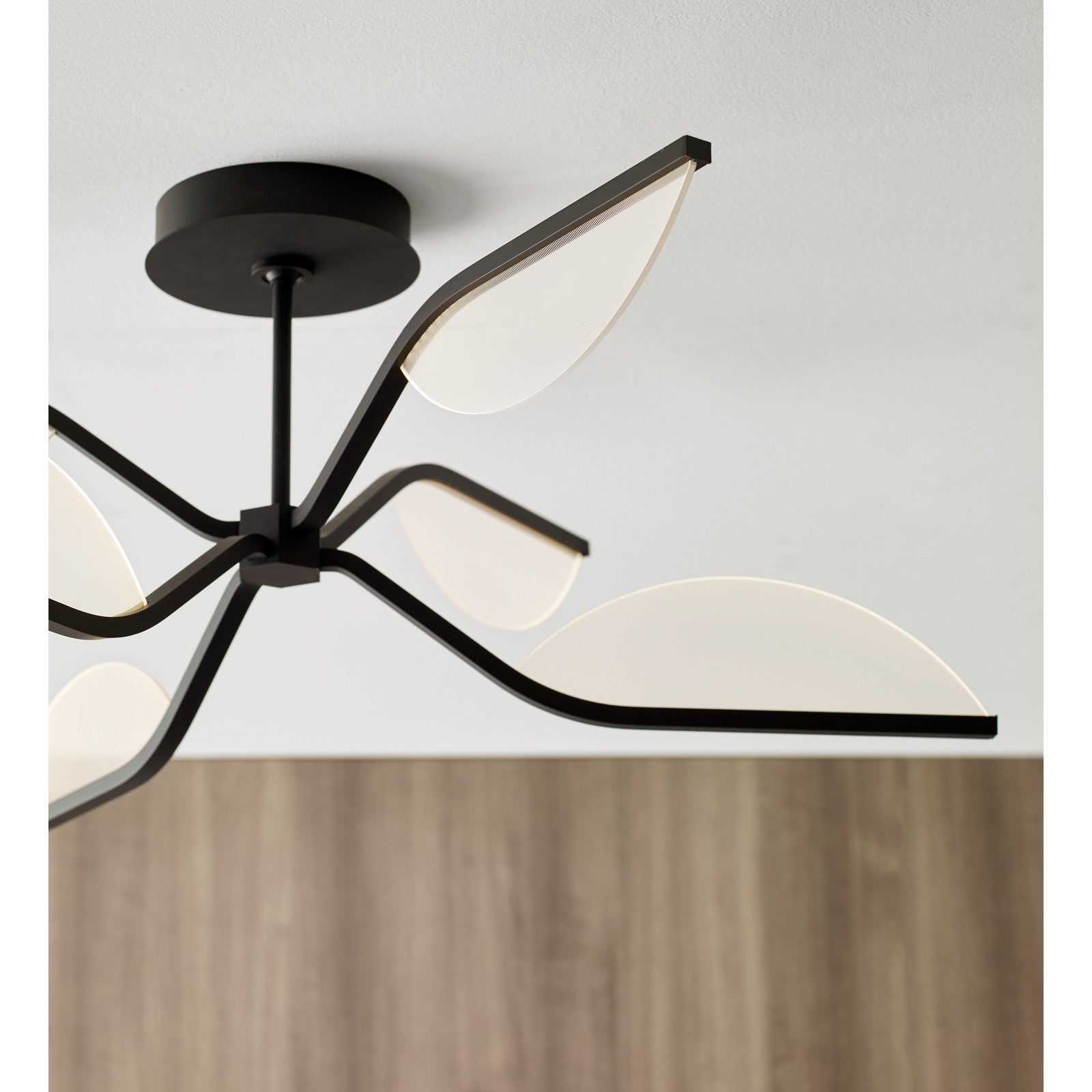 Belterra 30 Flushmount/Chandelier - Visual Comfort Modern 9