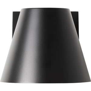 Bowman 4 Outdoor Wall - Visual Comfort Modern 3