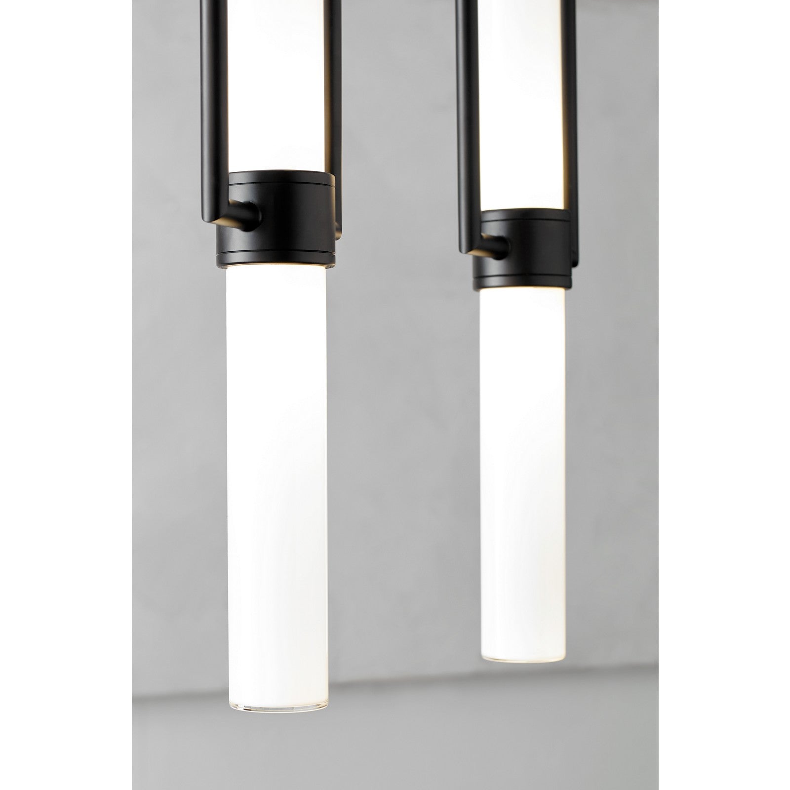 Calumn Pendant - Visual Comfort Modern 11