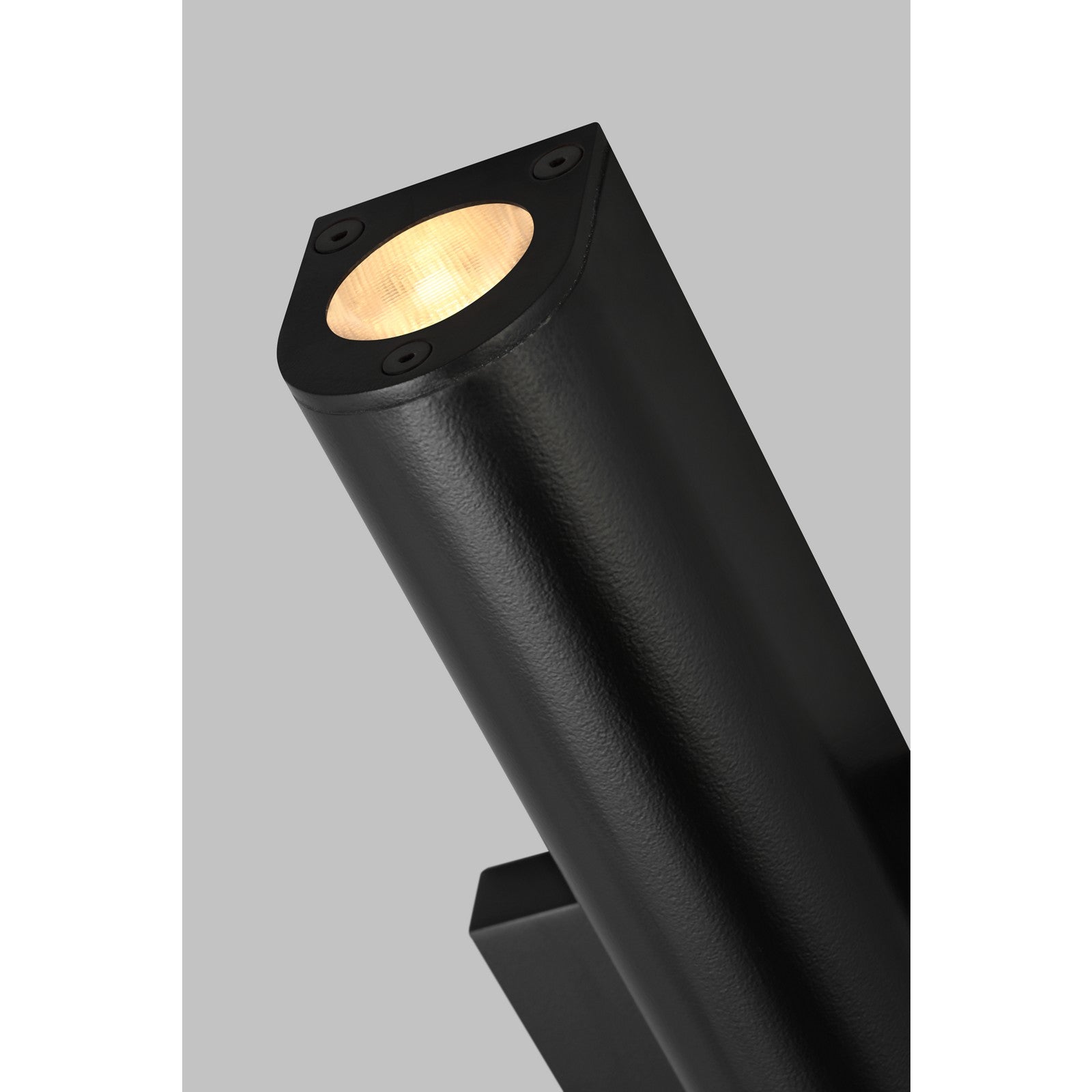 Chara 17 Outdoor Wall - Visual Comfort Modern 5