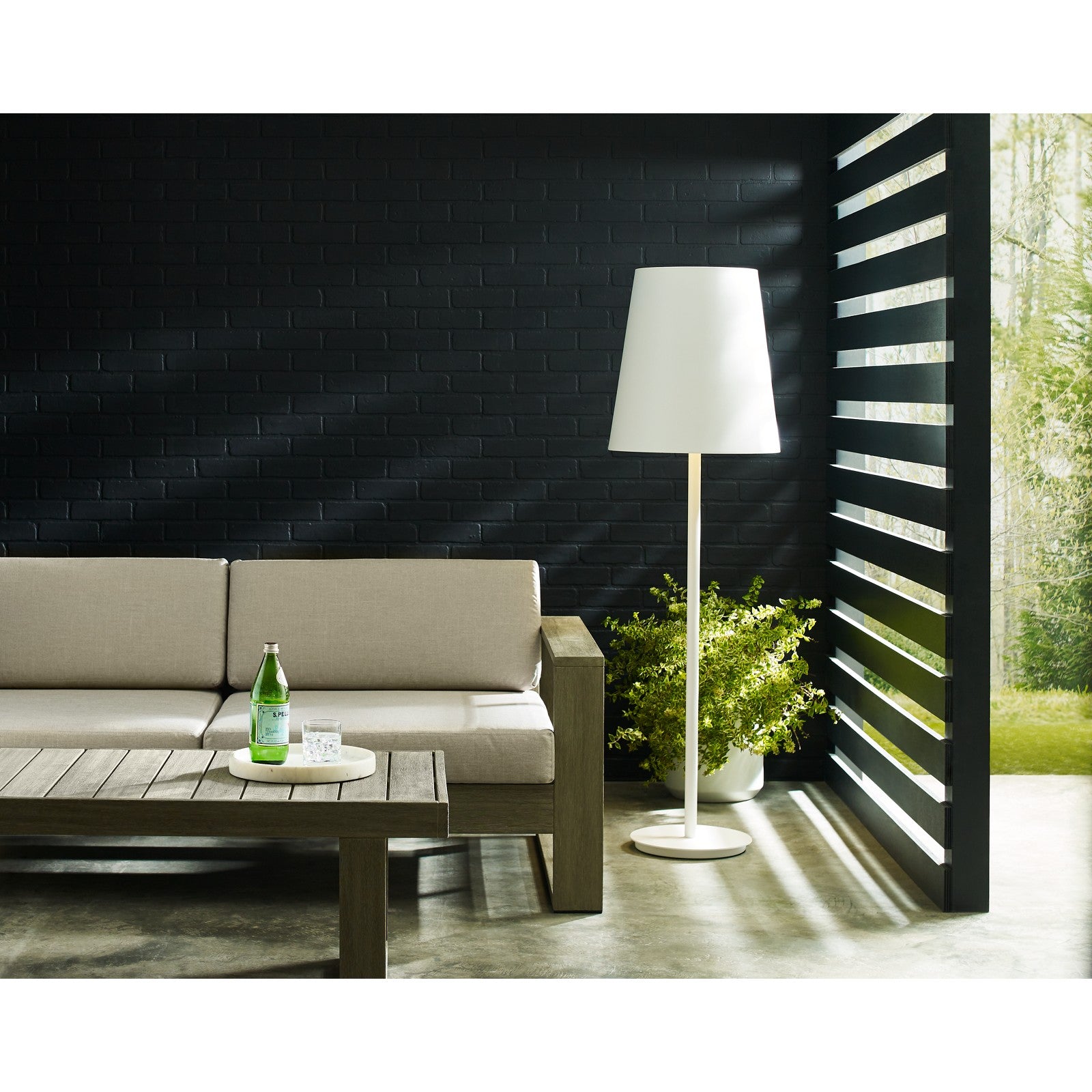 Nevis Outdoor Large Floor Lamp - Visual Comfort Modern 16