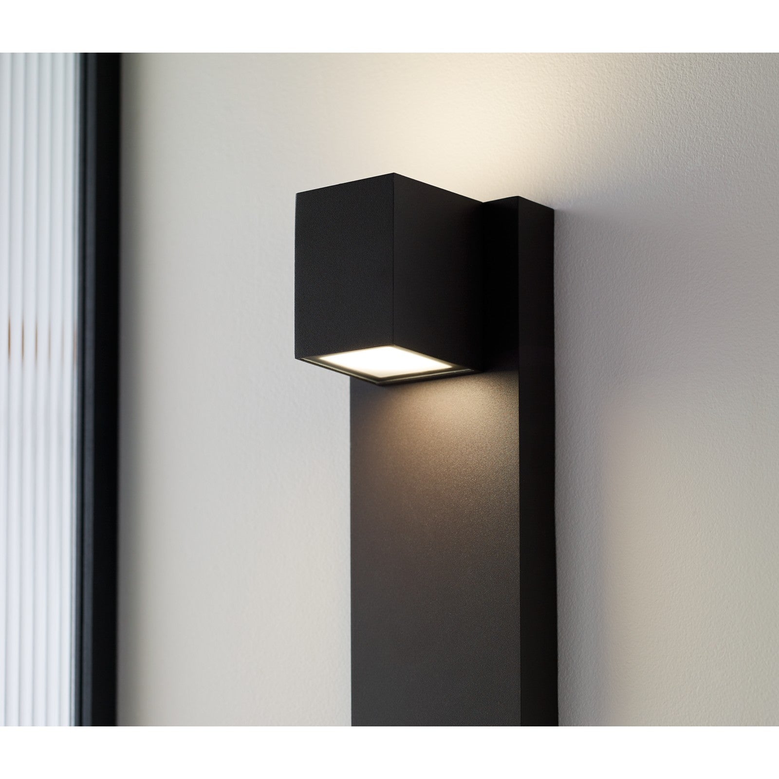 Quadrate Outdoor Wall - Visual Comfort Modern 6