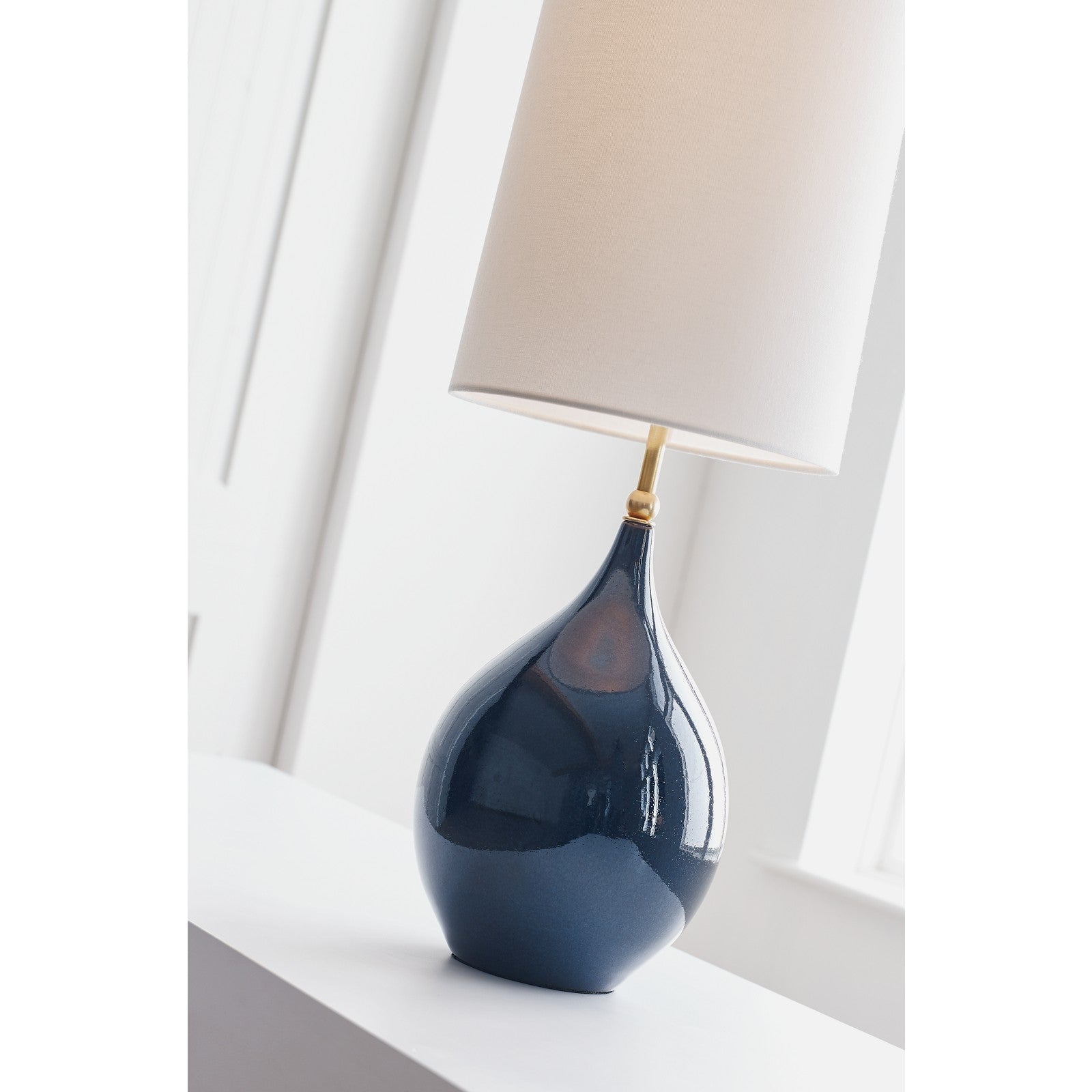 Loren Large Table Lamp - Visual Comfort Table Lamps