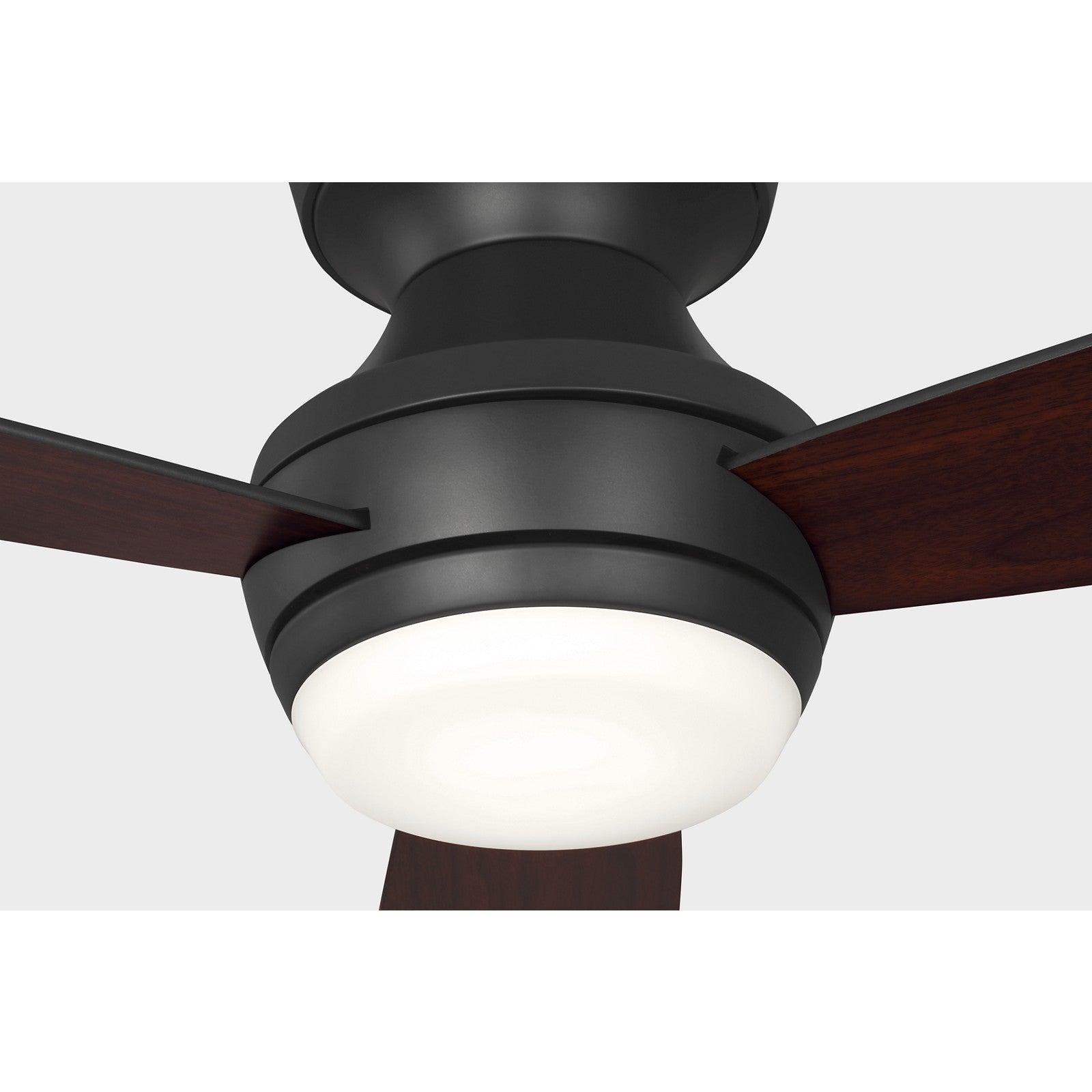 Ikon 32 Hugger LED Ceiling Fan - Visual Comfort Fan 9