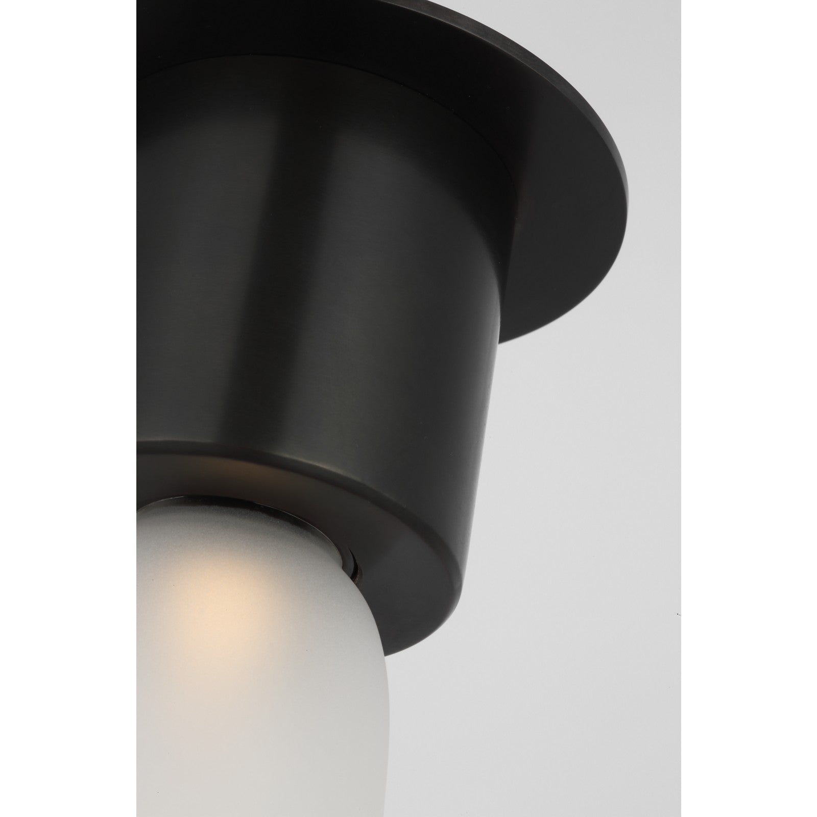 Volver Medium Flush - Visual Comfort Modern 3