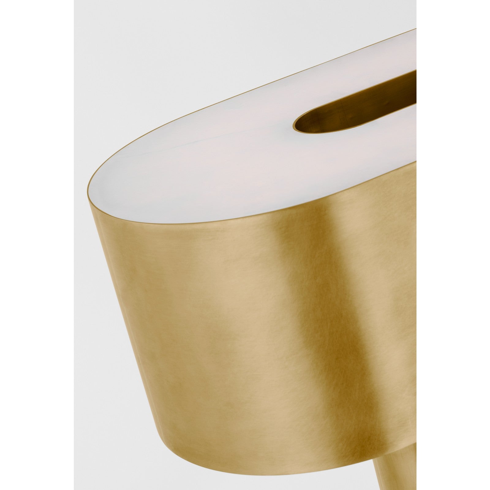 Wyllis Medium Table Lamp - Visual Comfort Modern 4