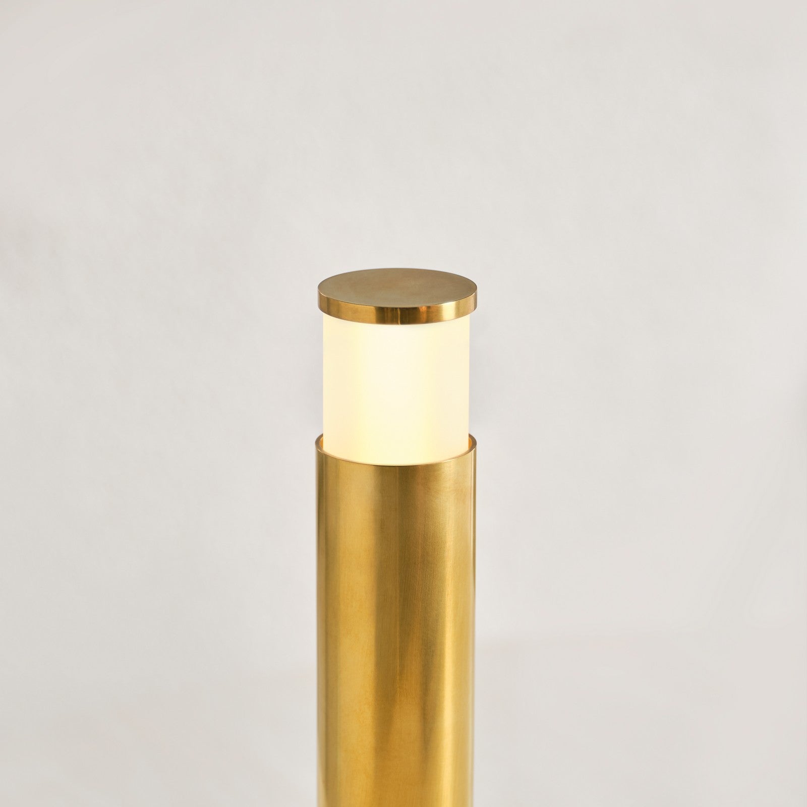Miguel 21 Table Lamp - Visual Comfort Modern 13