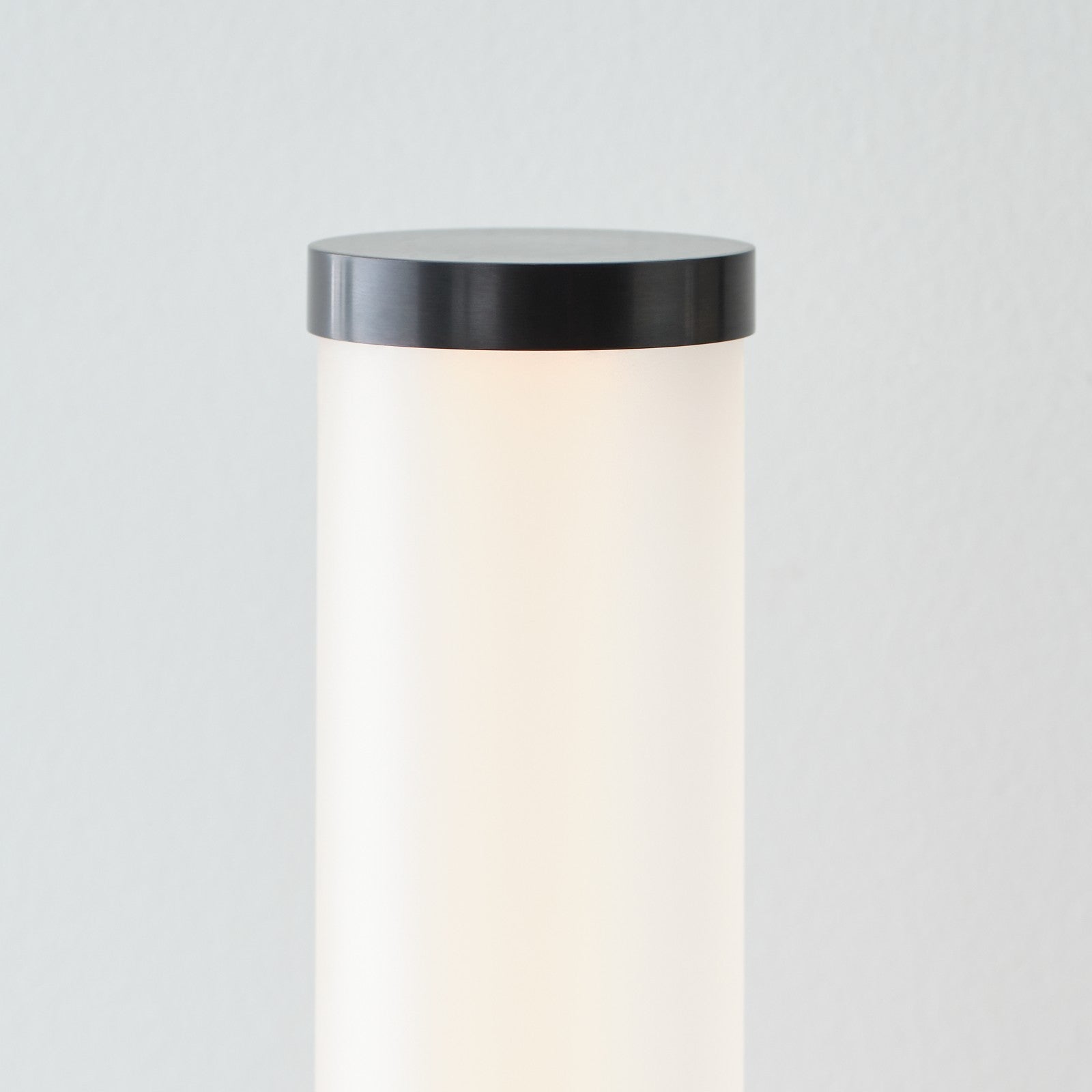 Miguel 21 Table Lamp - Visual Comfort Modern 6