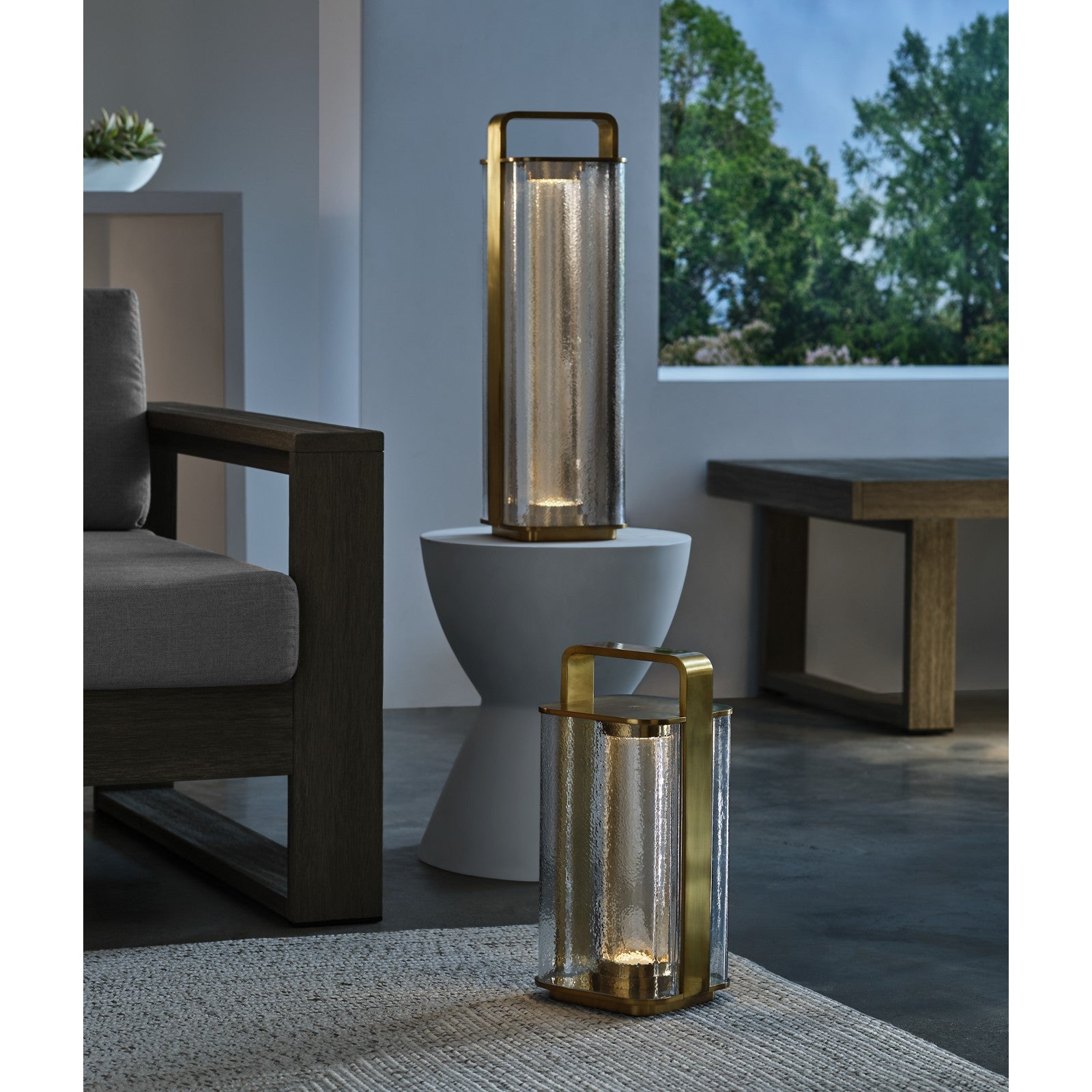 Flacara 15 Rechargeable Lantern - Visual Comfort Modern 5