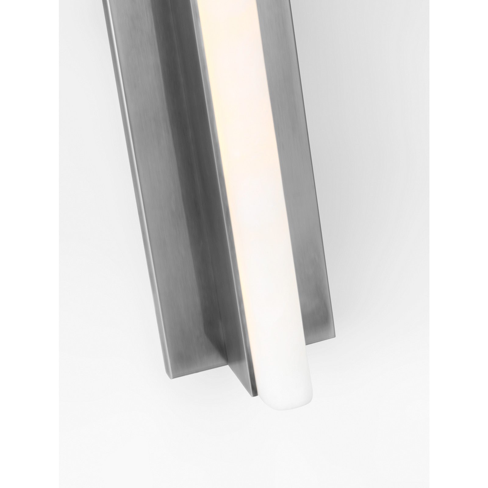 Linea 32 Sconce - Visual Comfort Modern 4