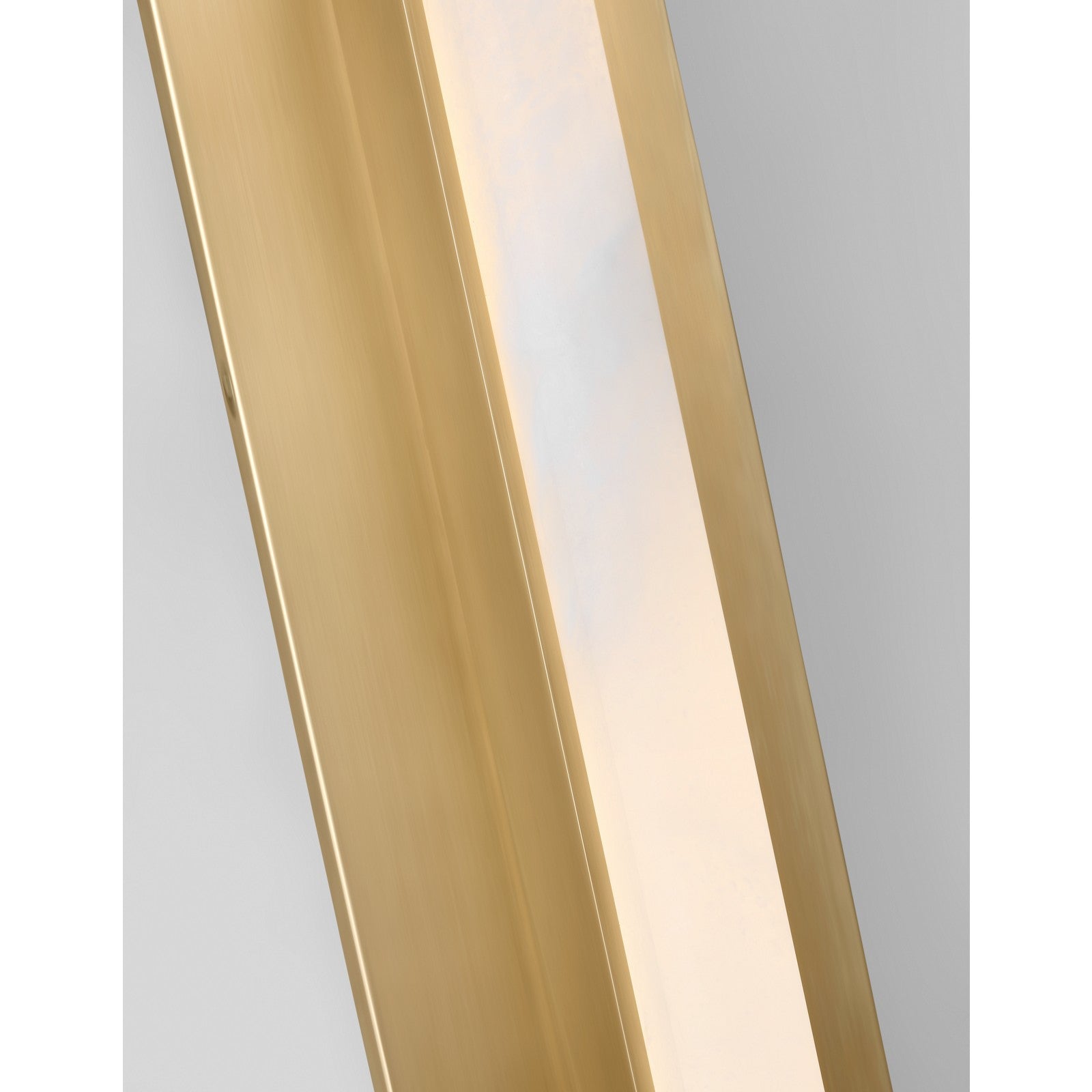 Linea 32 Sconce - Visual Comfort Modern 12