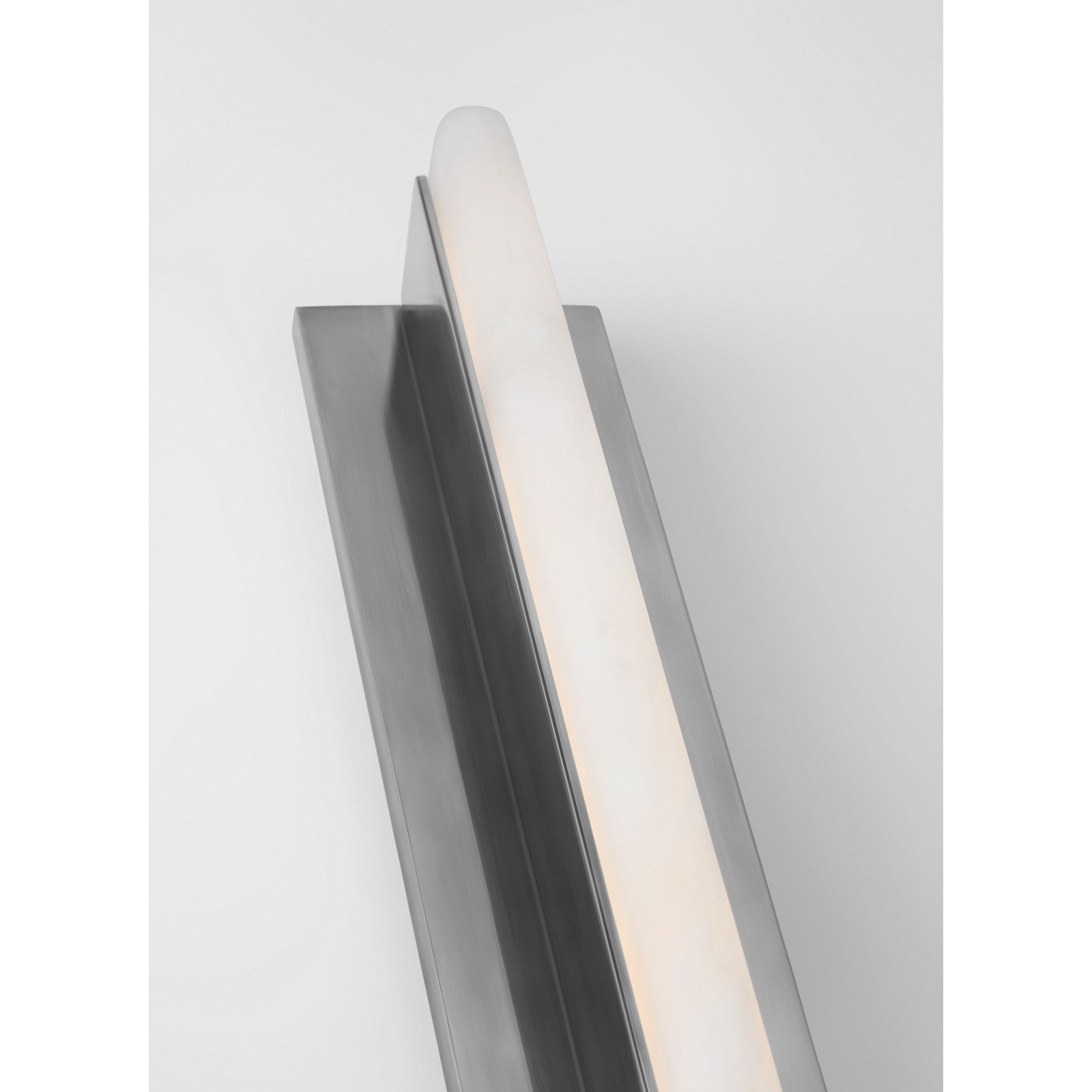 Linea 25 Sconce - Visual Comfort Modern 3