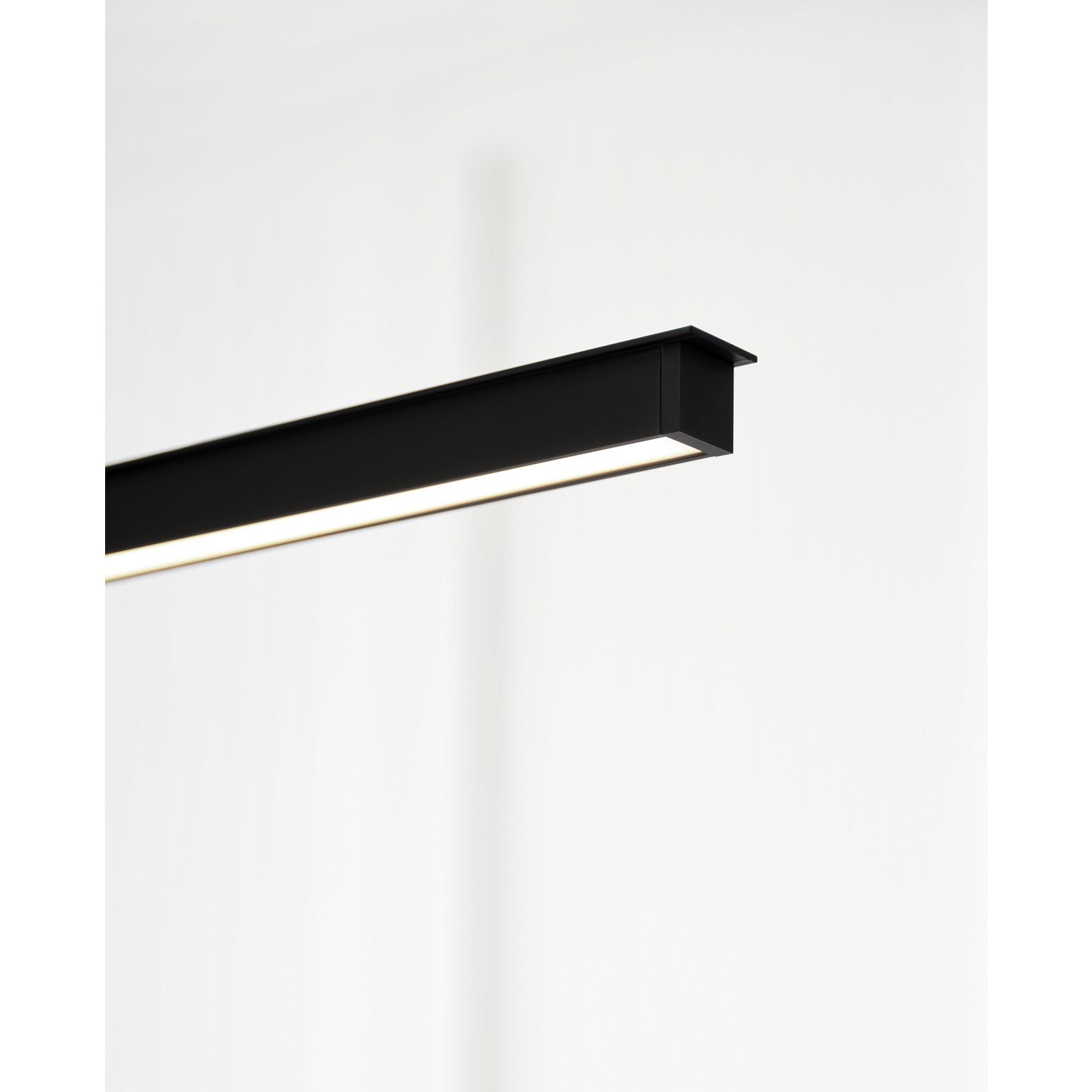 Stagger 48 Linear Suspension - Visual Comfort Modern 7