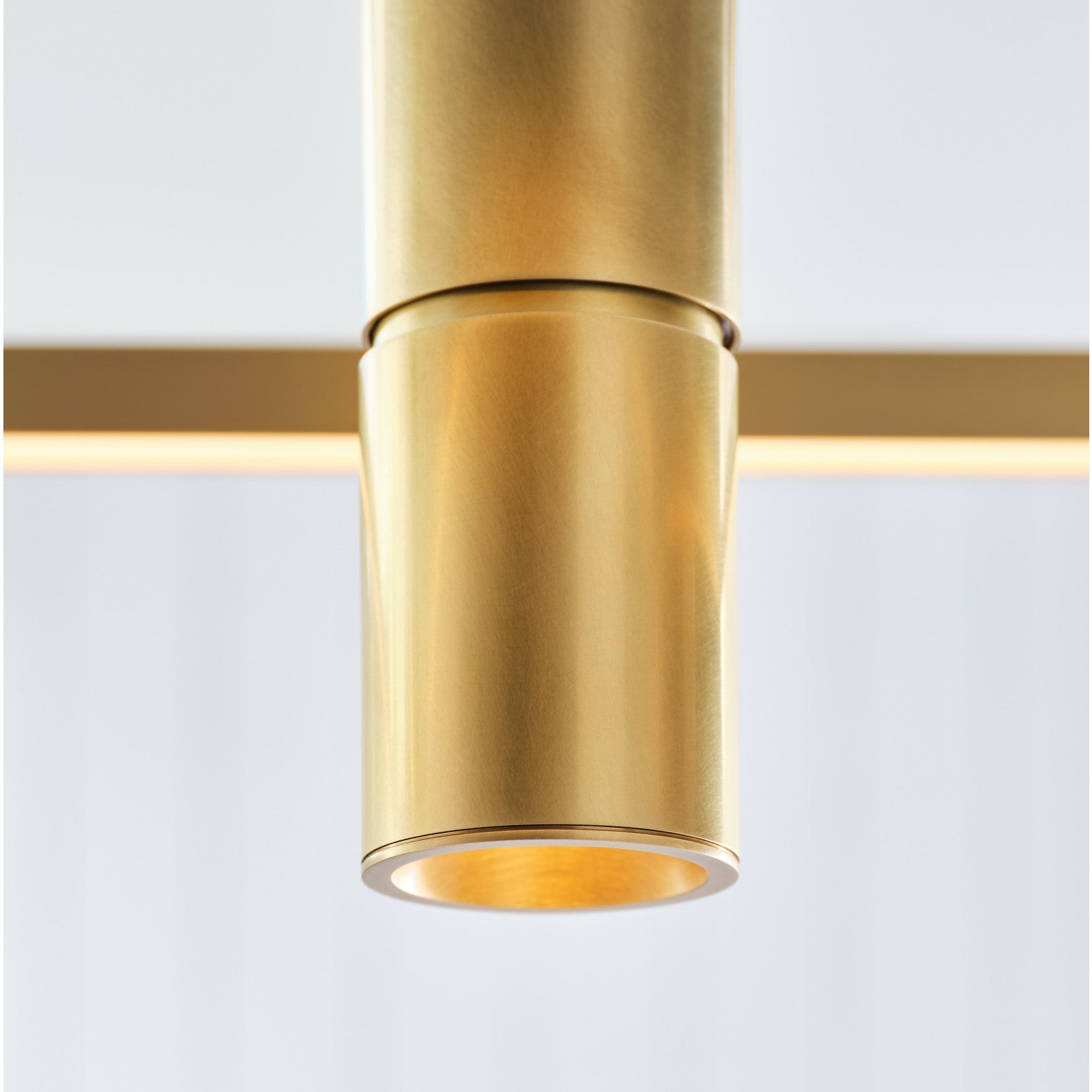 Stagger Halo 50 Linear Suspension - Visual Comfort Modern 17