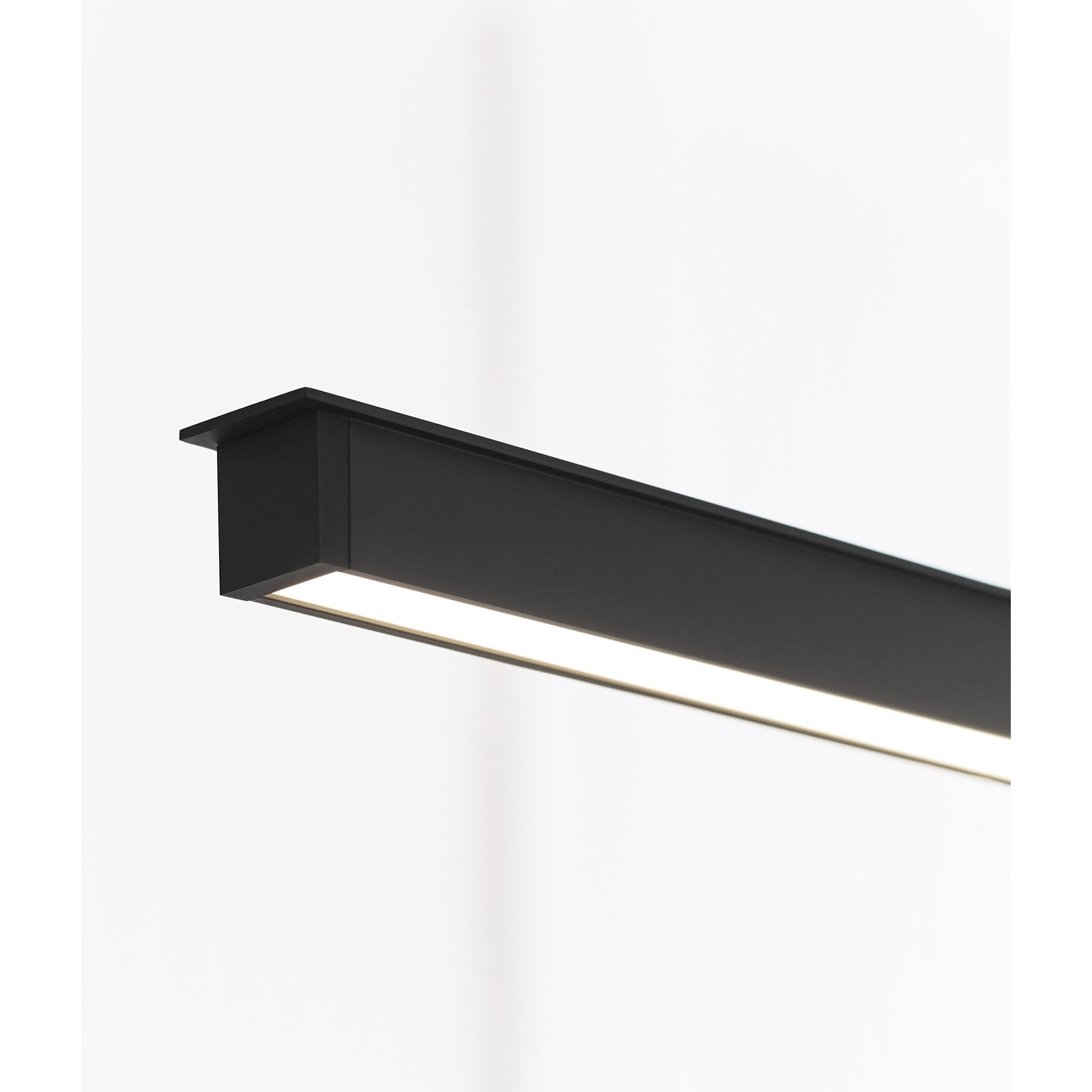 Stagger 72 Linear Suspension - Visual Comfort Modern 10