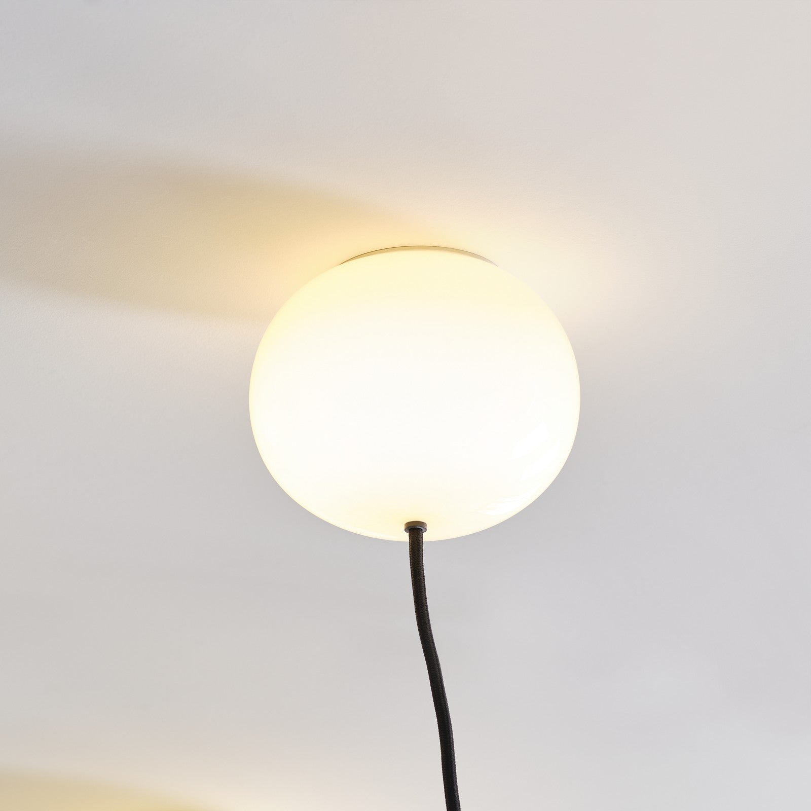 Helium Medium 5 Light Chandelier - Visual Comfort Modern 3