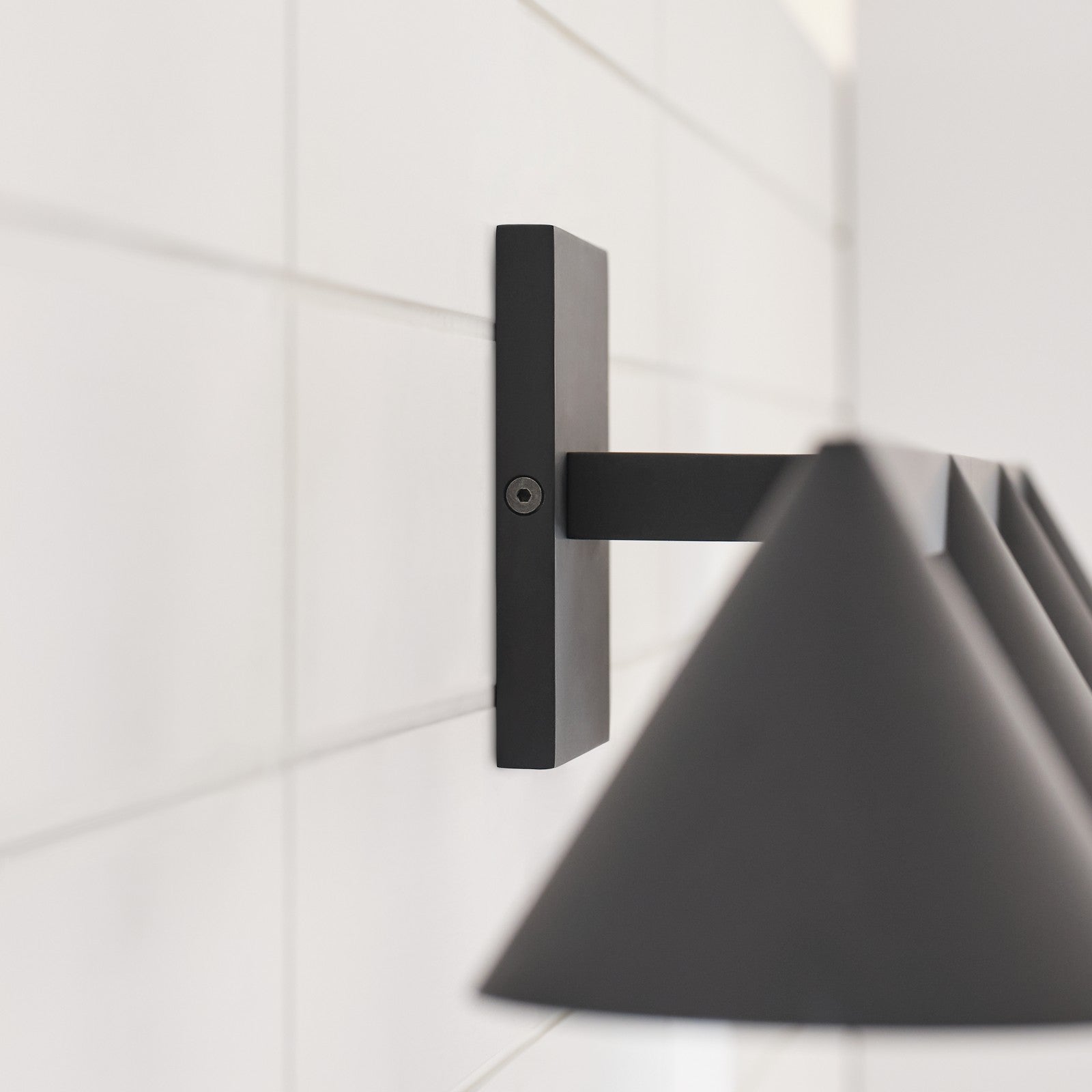 Midrand 36 Vanity - Visual Comfort Modern 3