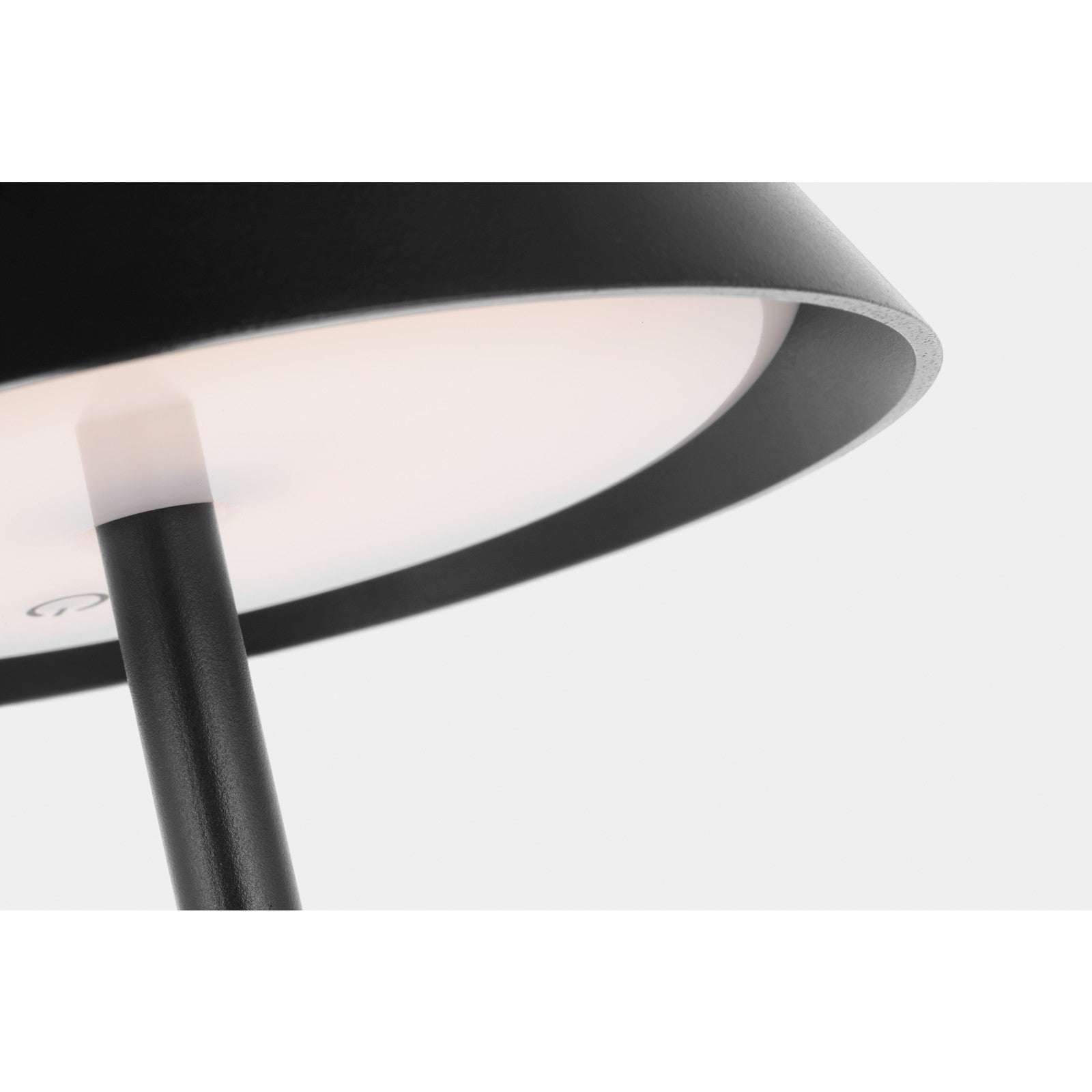 Tepa Medium Rechargeable Floor Lamp - Visual Comfort Modern 2
