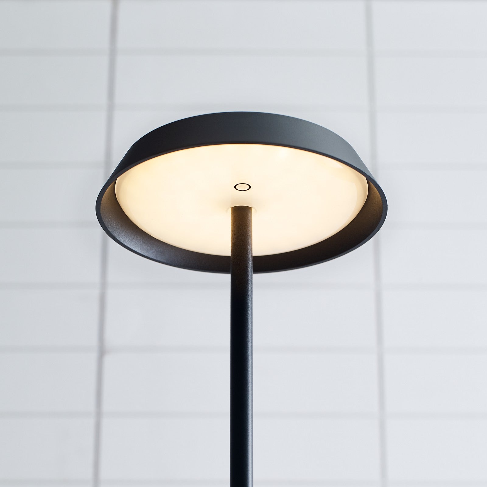 Tepa Medium Rechargeable Floor Lamp - Visual Comfort Modern 12