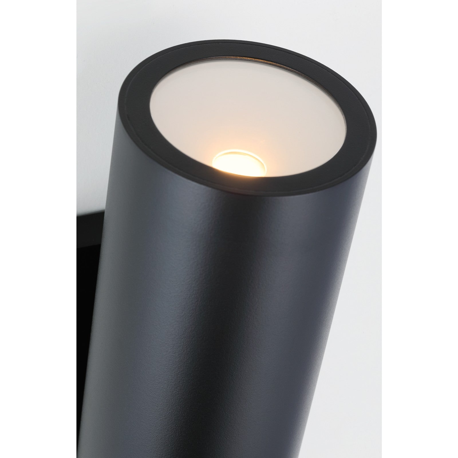 Pressa Round Medium Wall - Visual Comfort Modern 5
